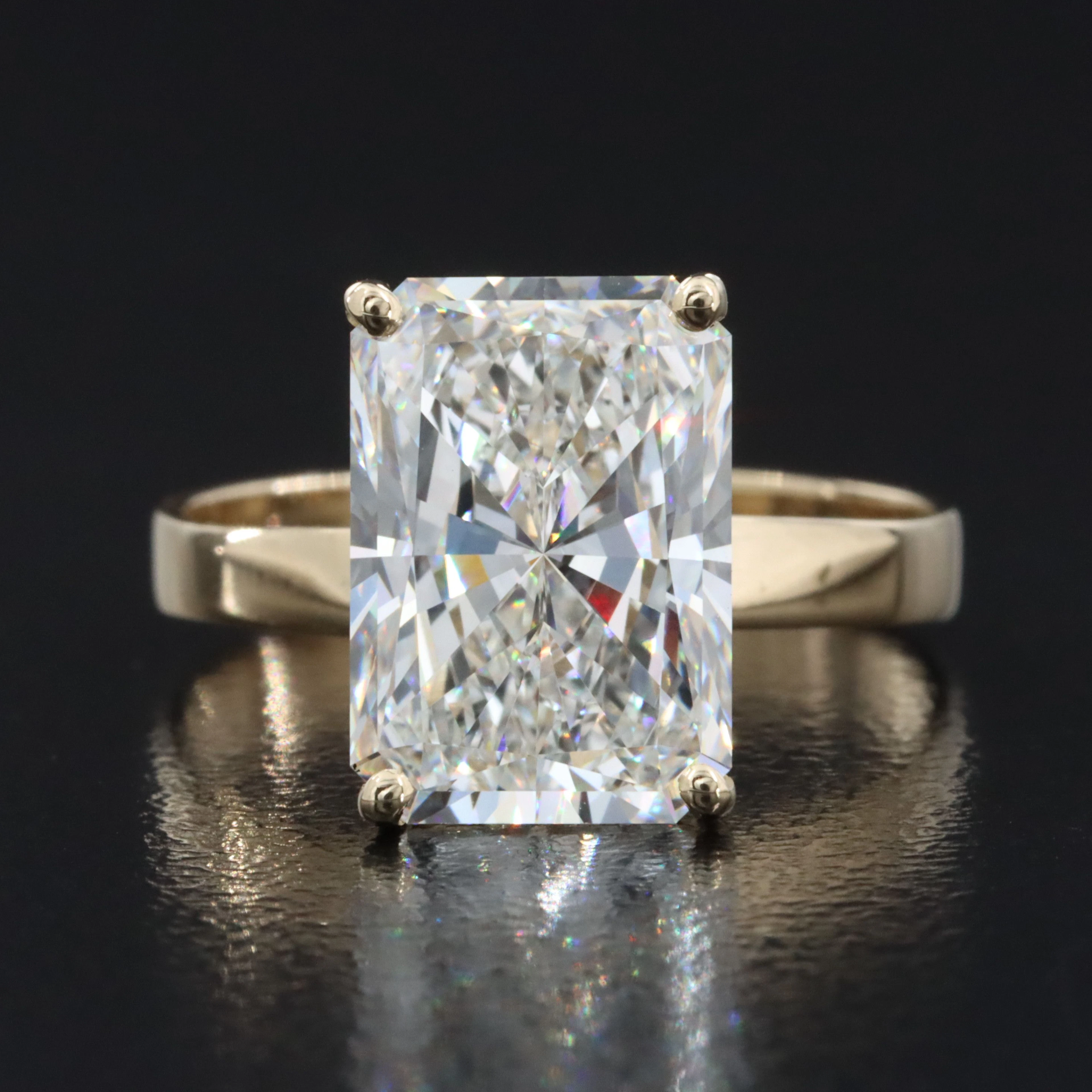 14K 4.12 CT Lab Grown Diamond Ring with IGI Report