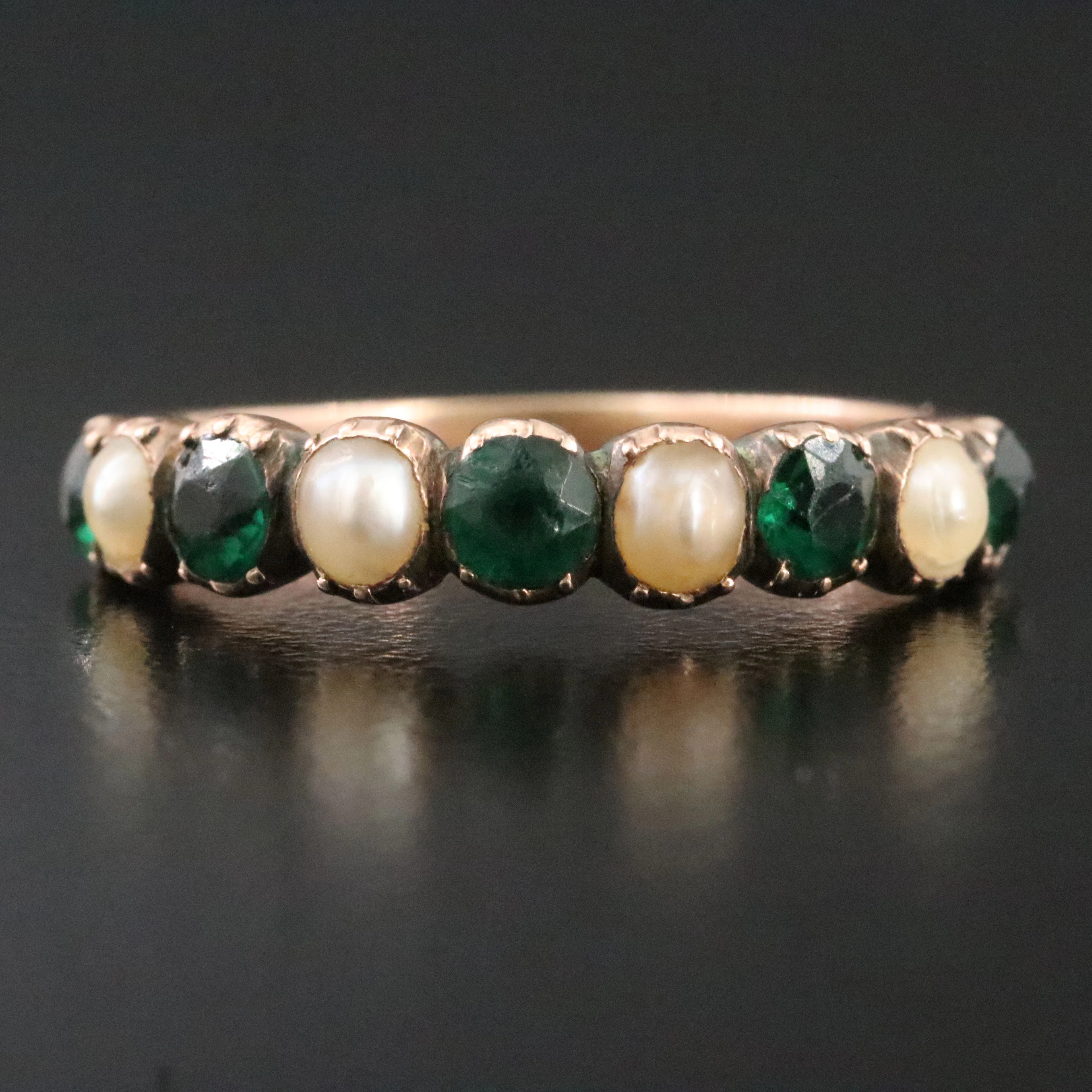 10K Antique Pearl and Glass Band