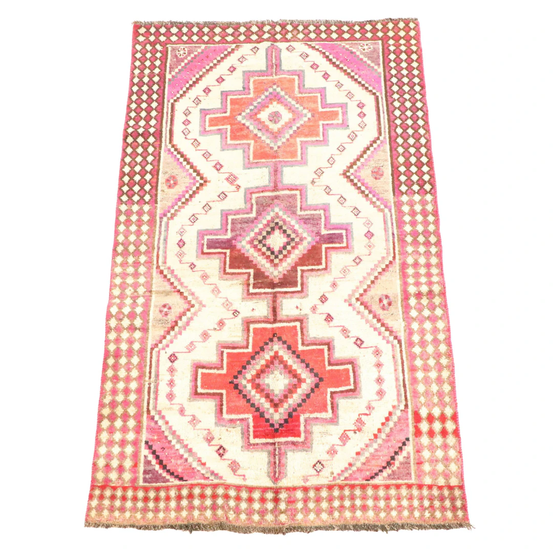 4'4 x 7'9 Hand-Knotted Persian Qashqai Area Rug