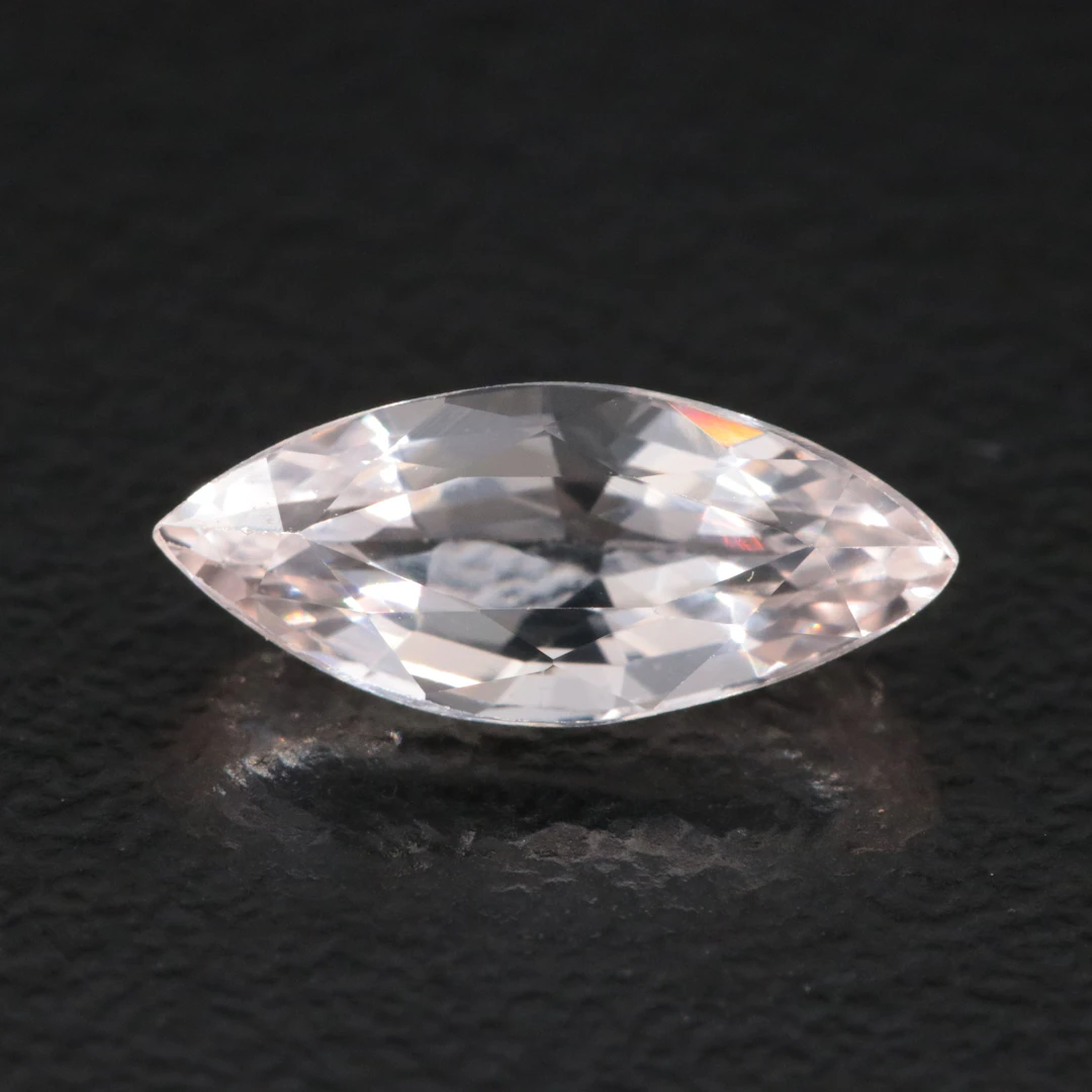 Loose 0.98 CT Morganite