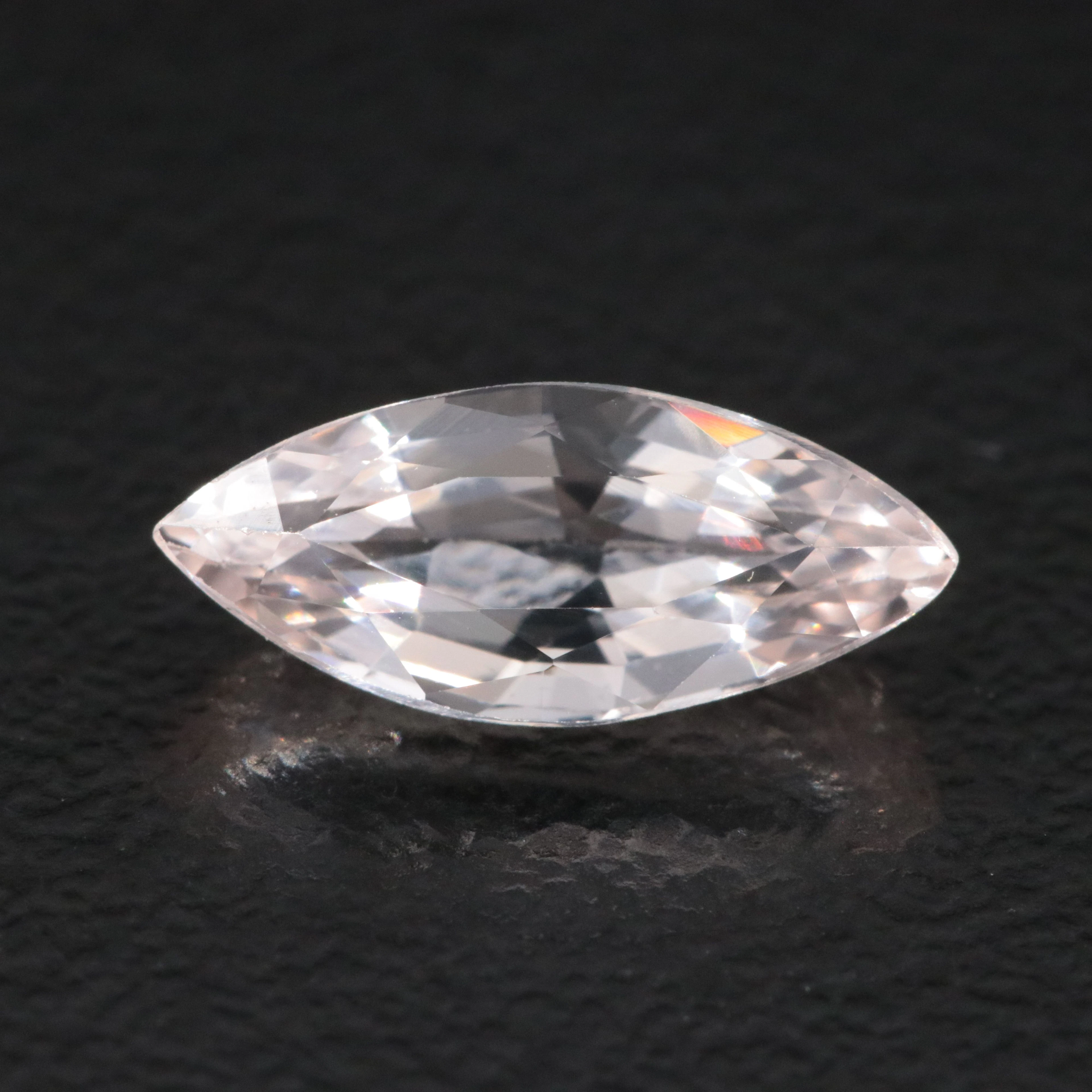 Loose 0.98 CT Morganite
