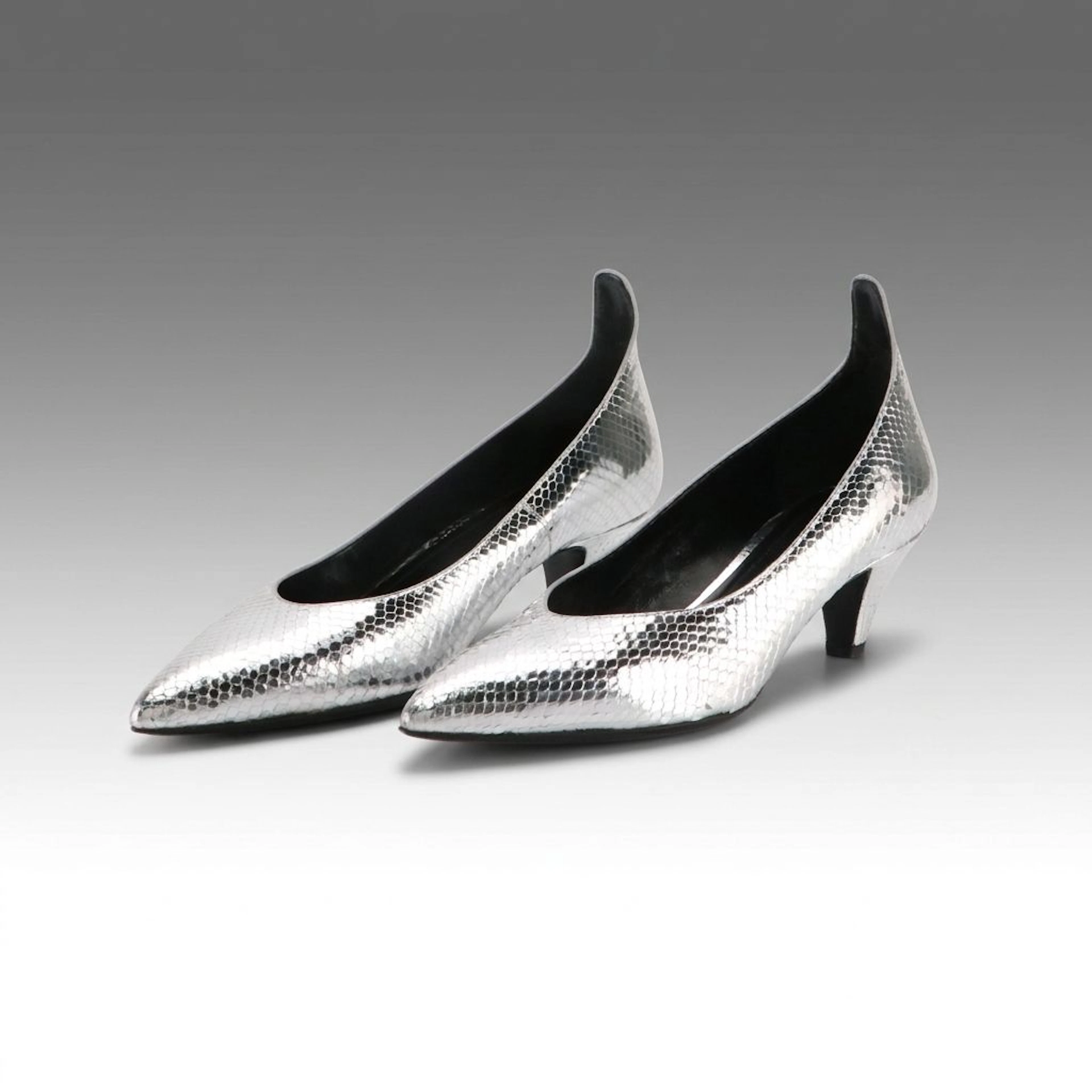 Calvin Klein 205W39 NYC Silver Metallic Python Leather Kait Pumps with Box