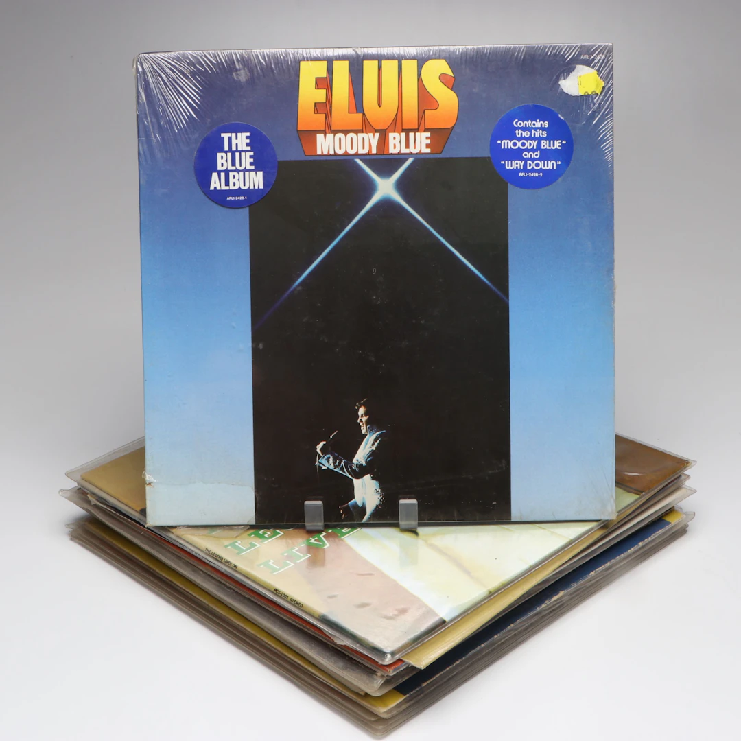 "Elvis Now", "Moody Blue" and More Elvis Presley Vinyl Records