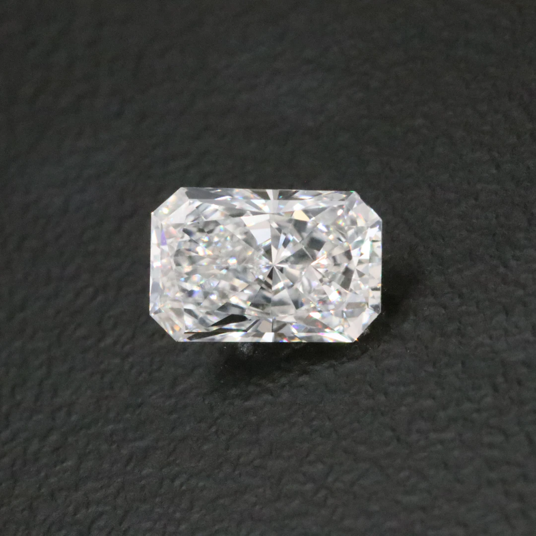 Loose 1.01 CT Lab Grown Diamond with IGI Report