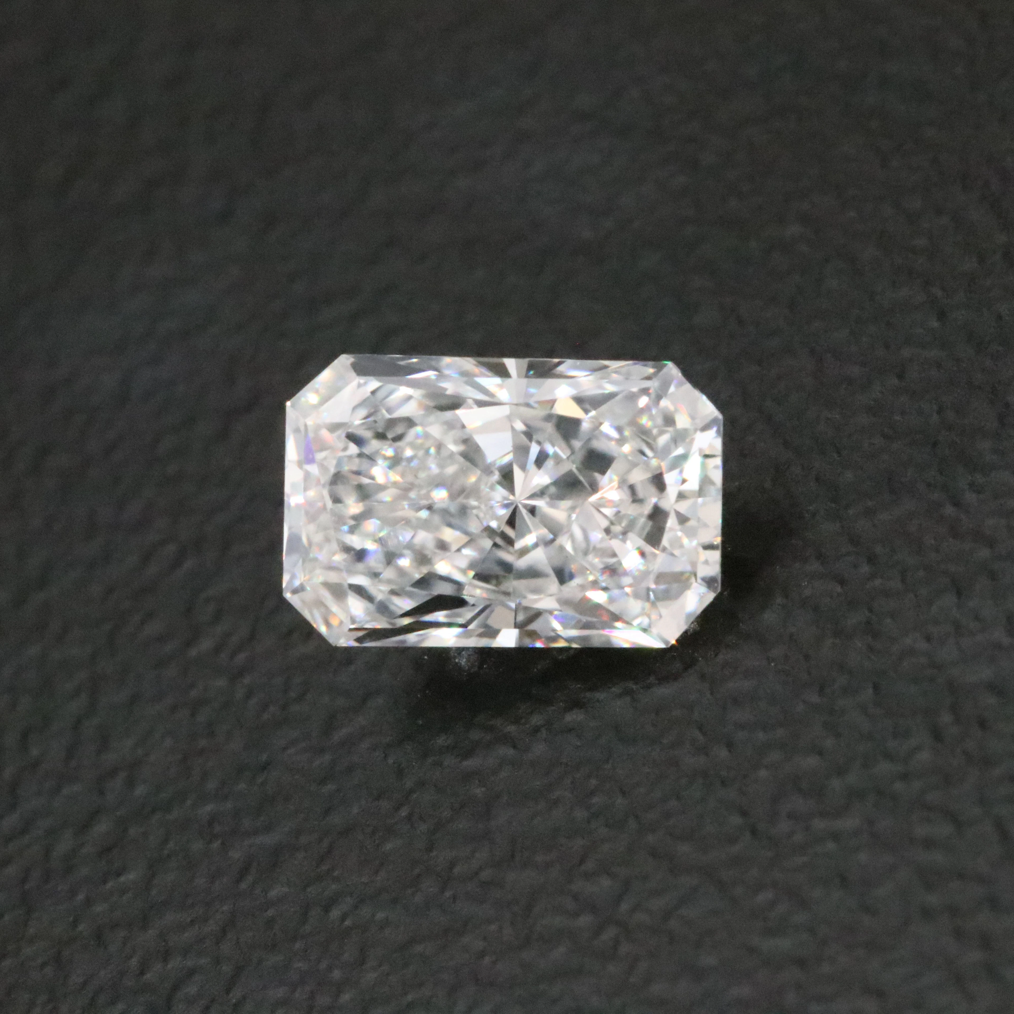 Loose 1.01 CT Lab Grown Diamond with IGI Report