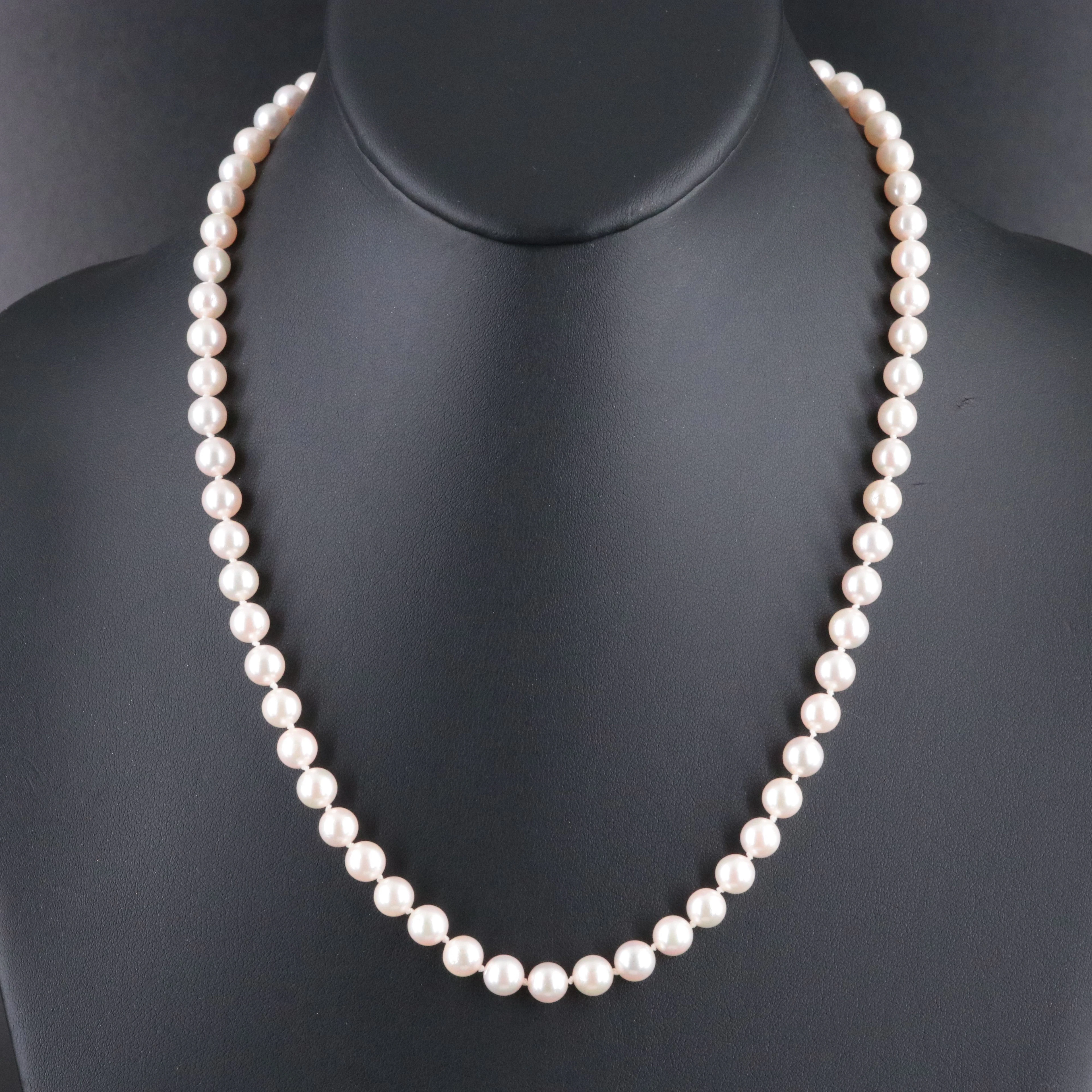 Pearl Necklace with 14K Clasp