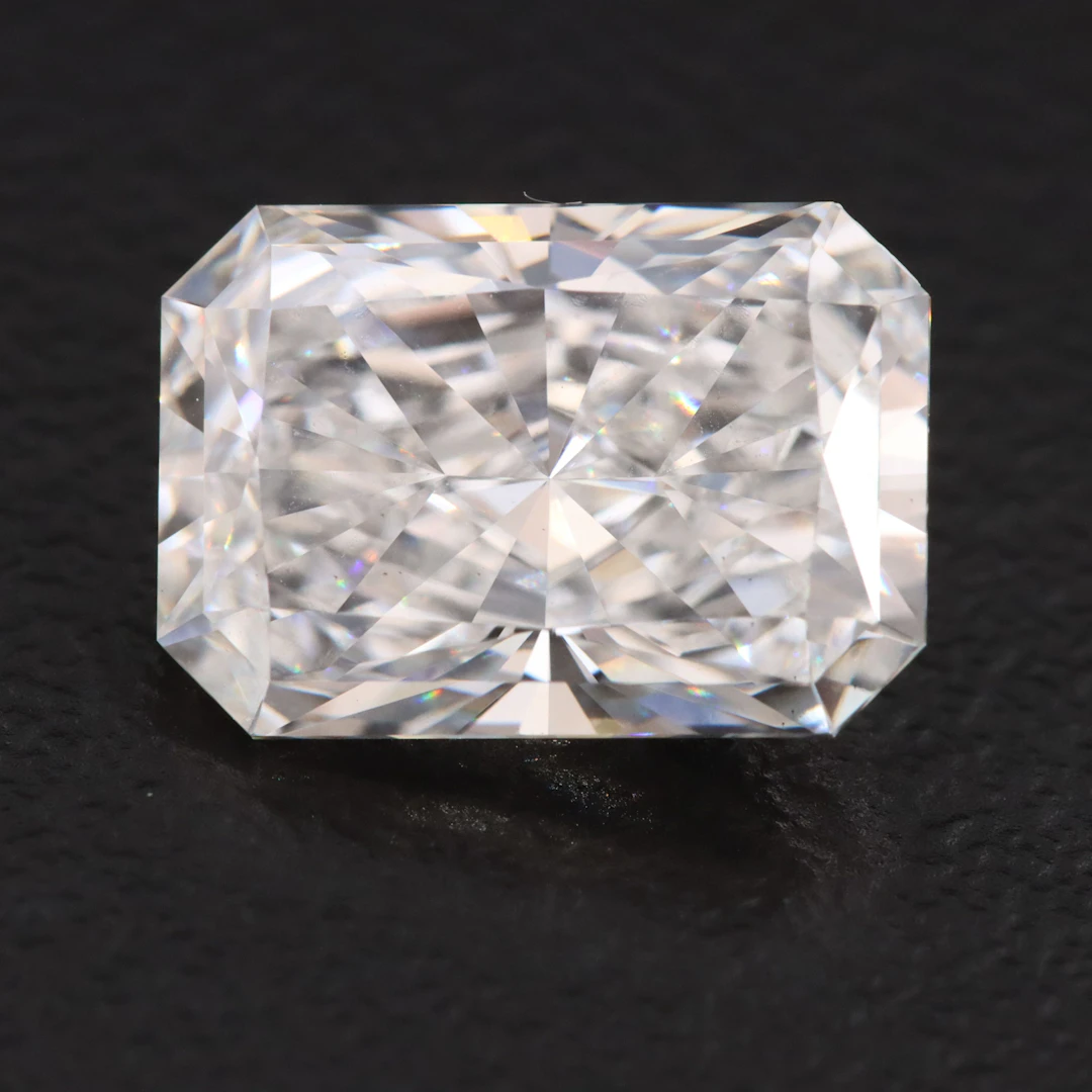 Loose 3.08 CT Lab Grown Diamond with IGI Report