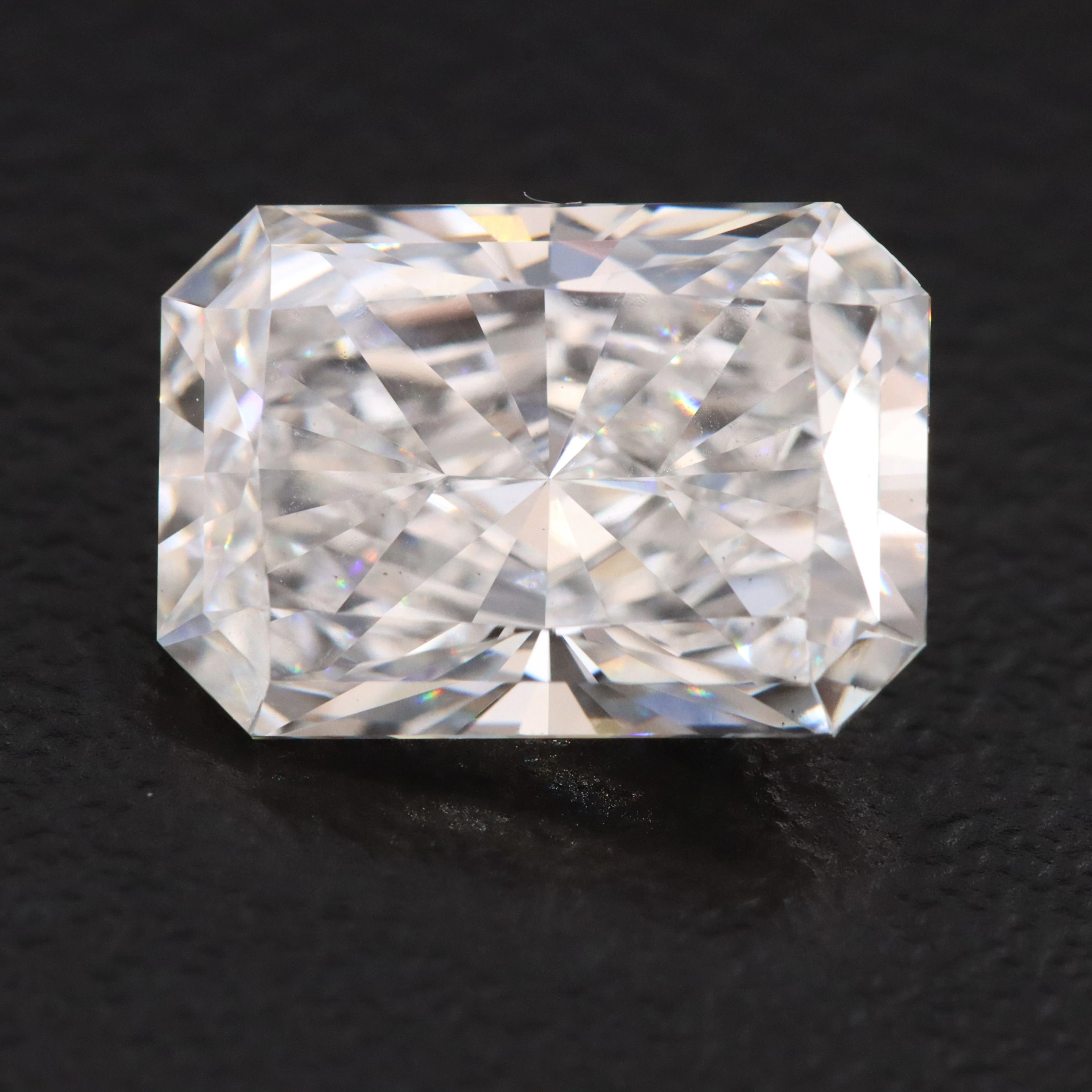Loose 3.08 CT Lab Grown Diamond with IGI Report