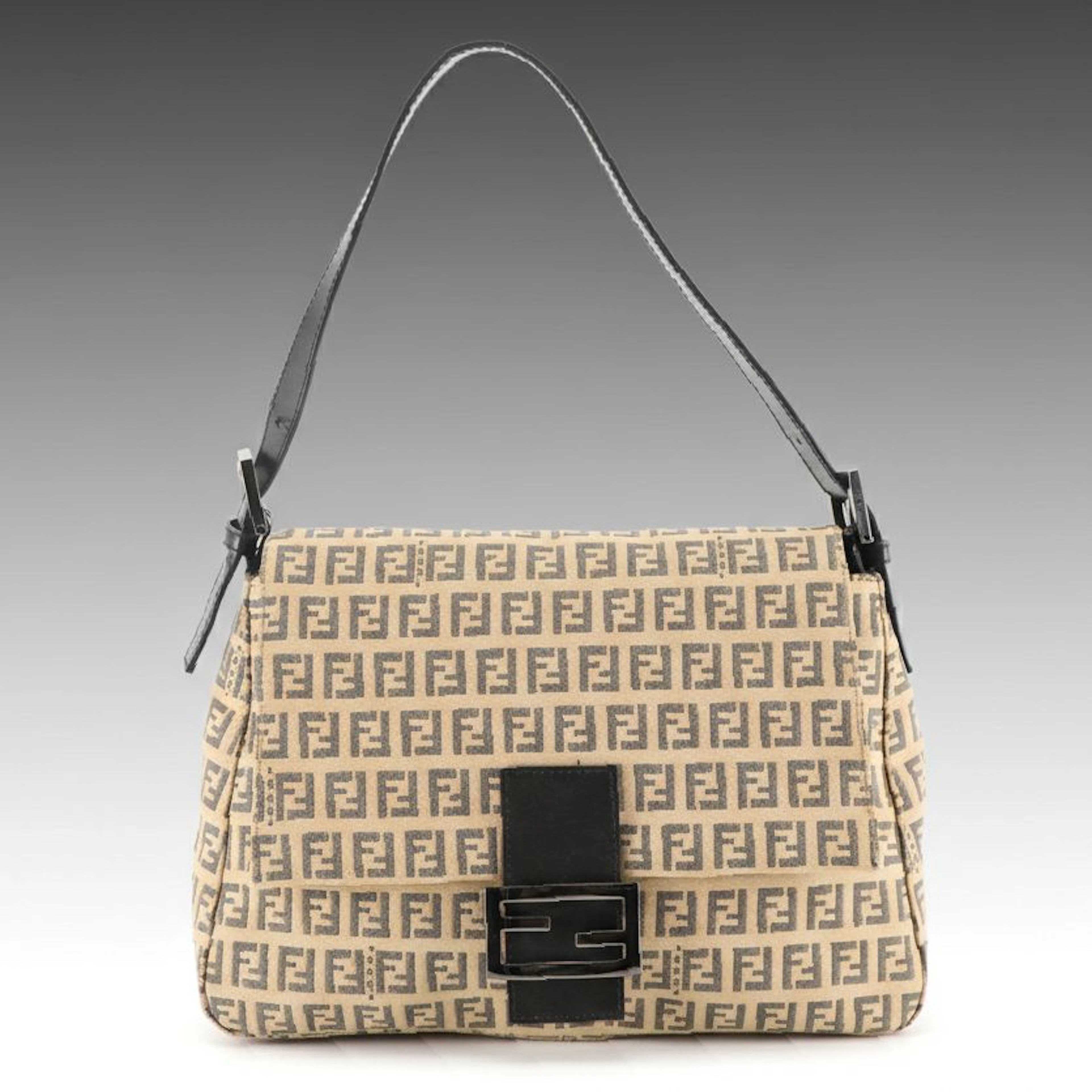 Fendi Mamma Baguette Shoulder Bag in Beige Zucchino Canvas and Leather