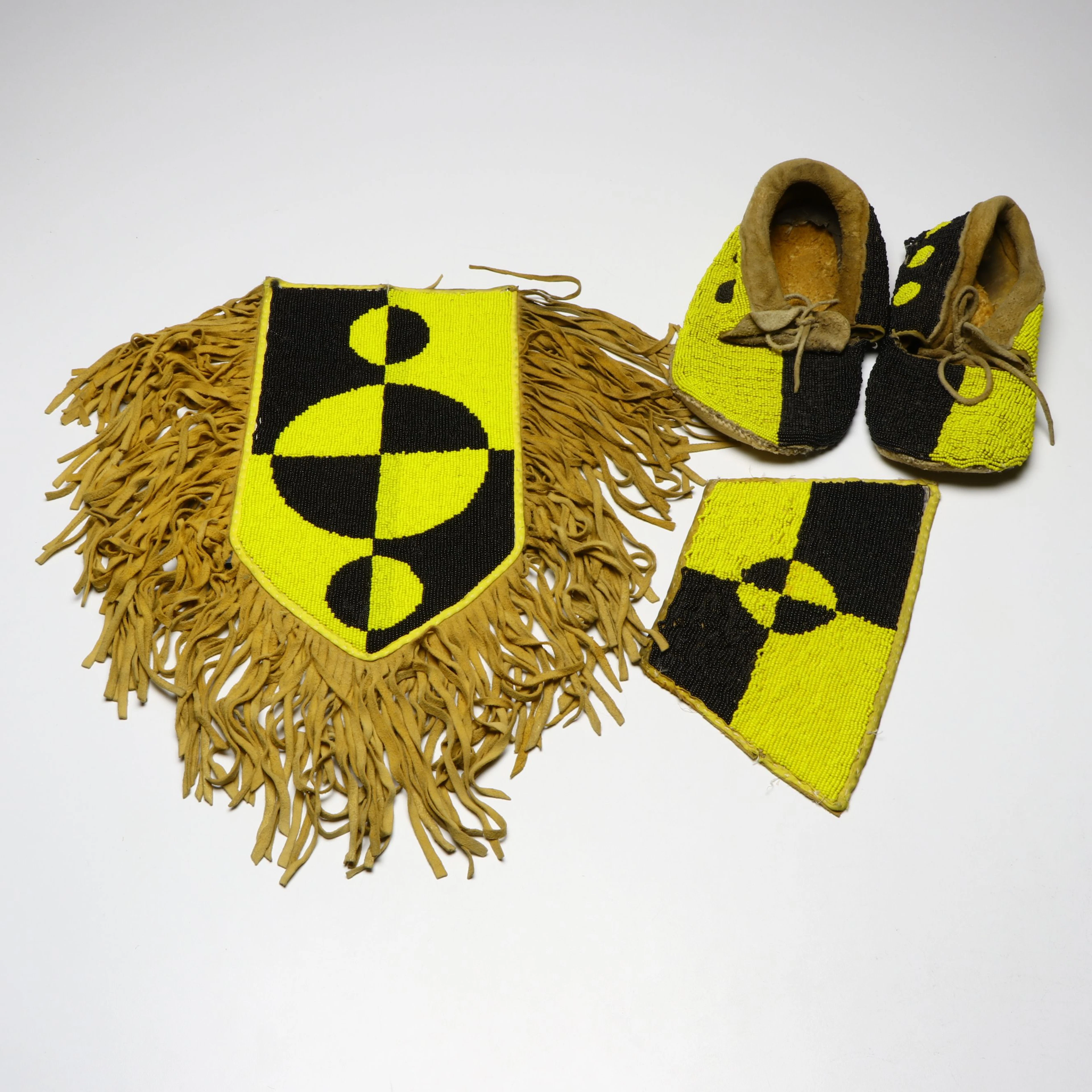 Hand-Beaded Native American Style Hide Moccasins with Fringed Bag