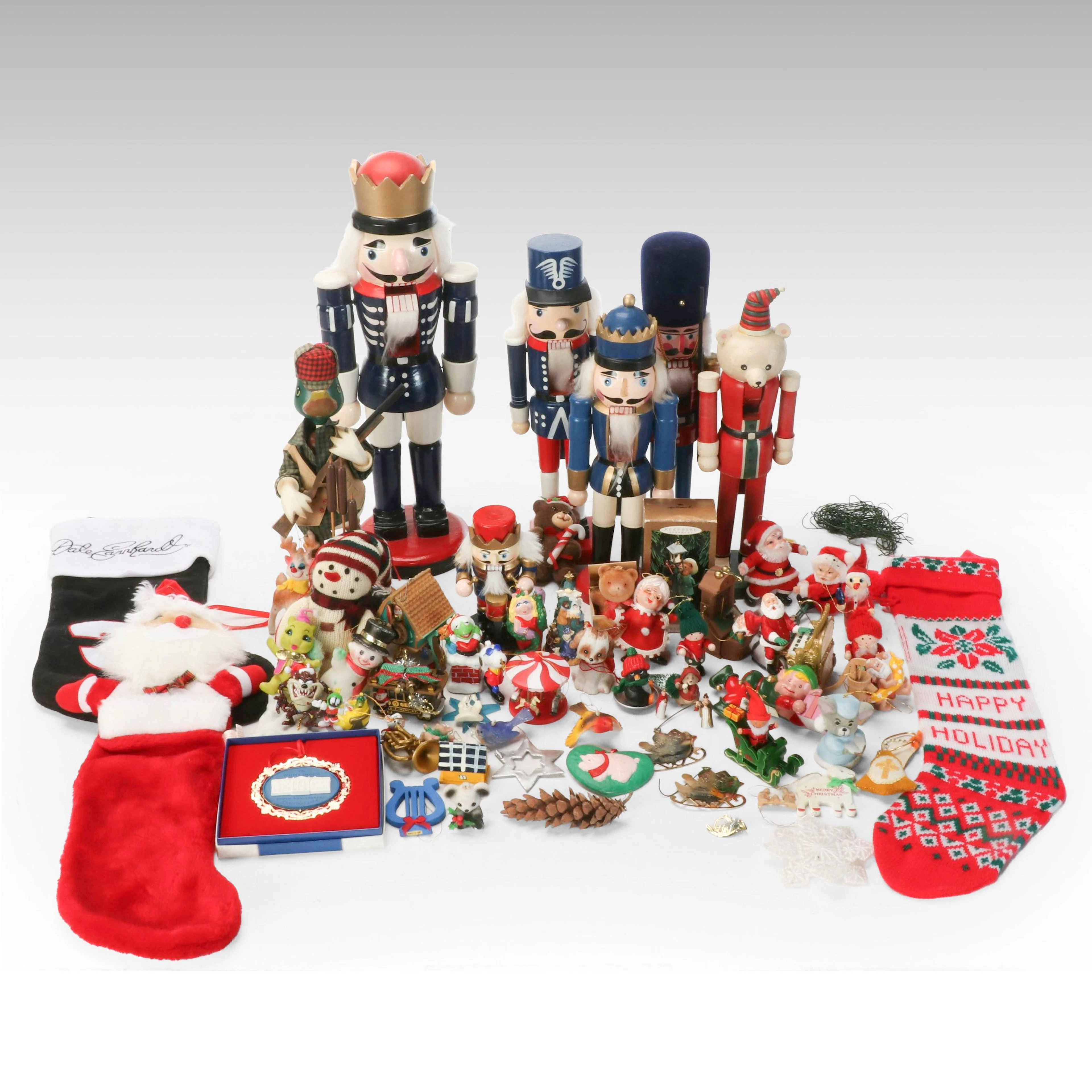 Christmas Wooden Nutcrackers, Nativity and Ornaments