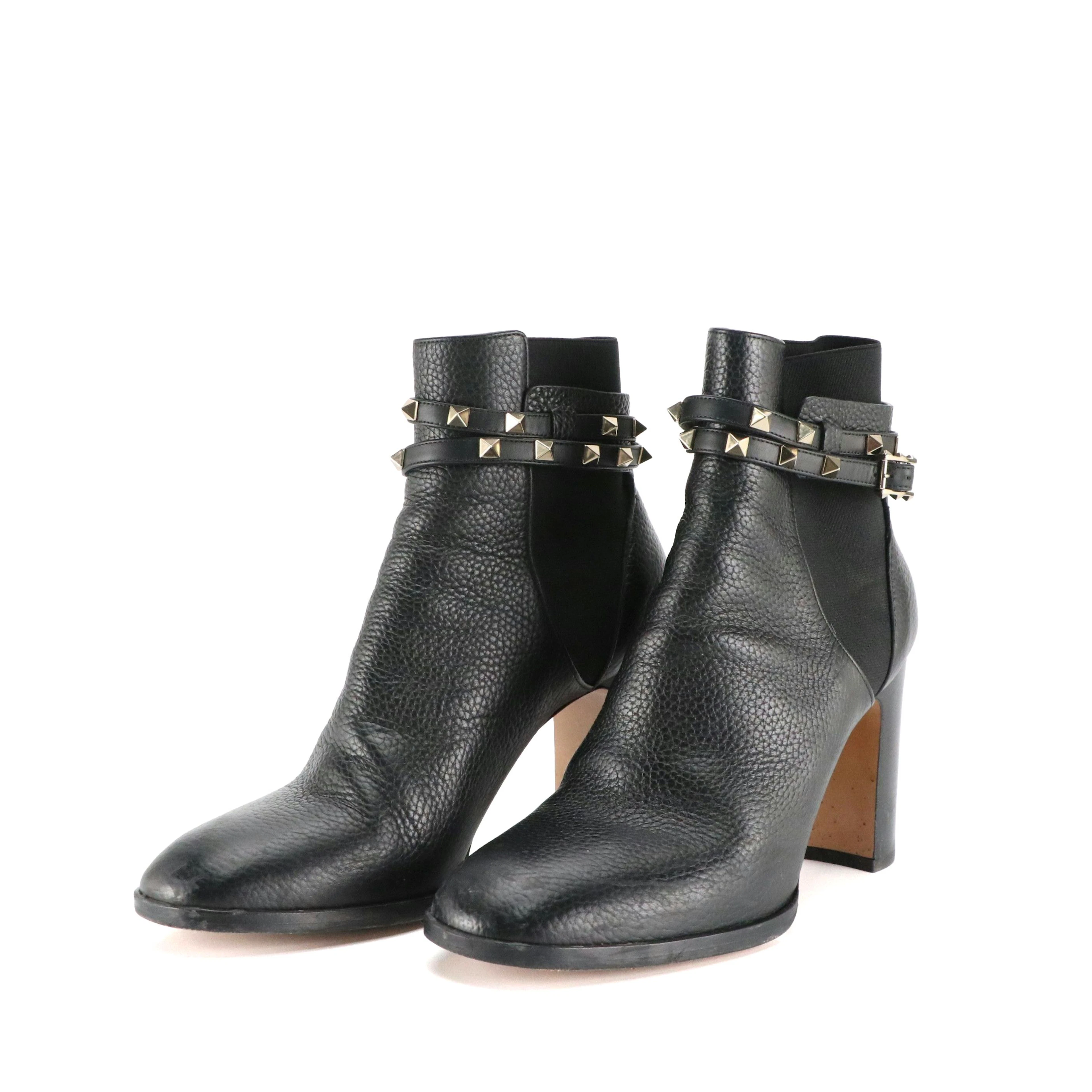 Valentino Garavani Beatle Rockstud Wrap Booties with Box