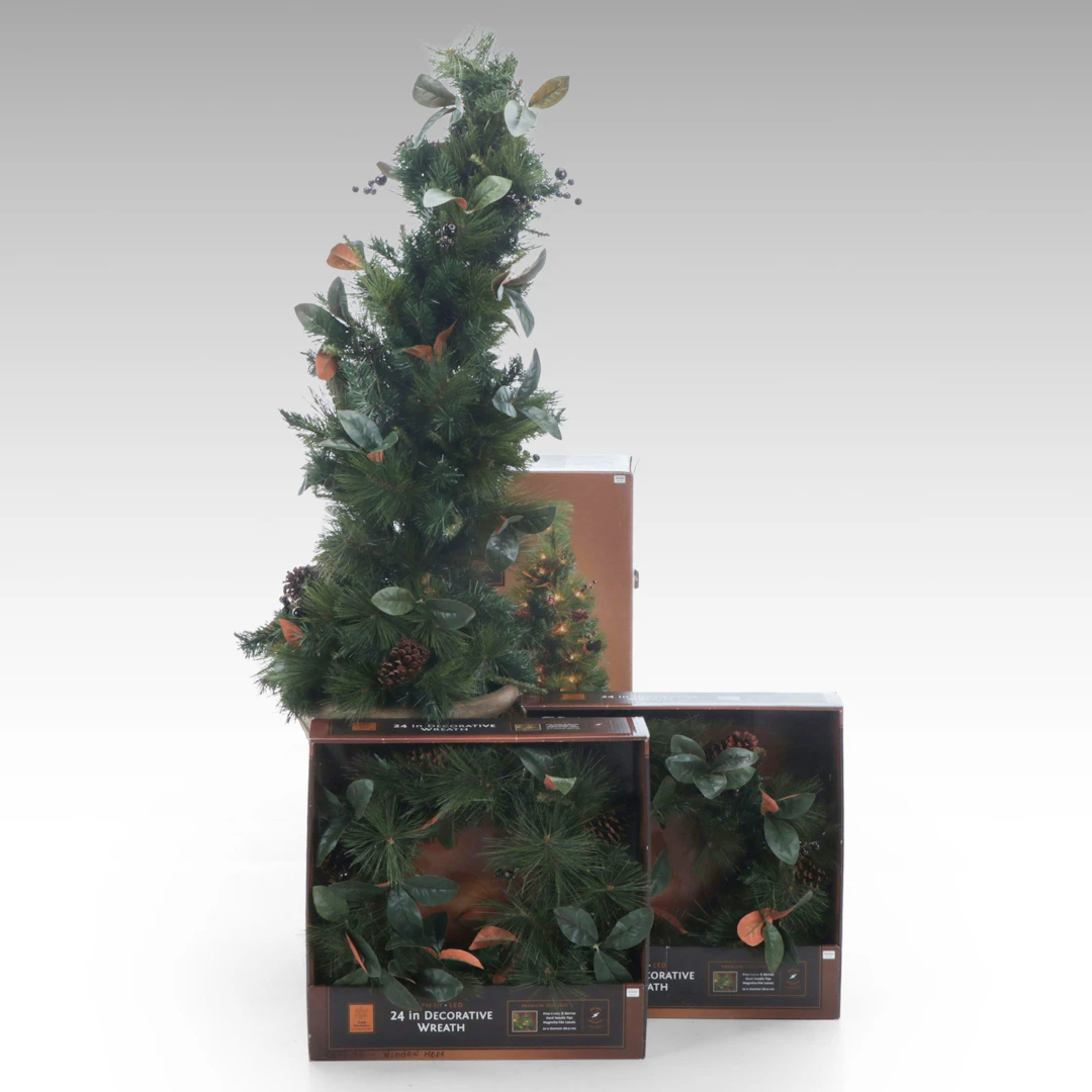 Winter Wonderland Signature Pre-Lit 24" Decorative Wreaths and Tree