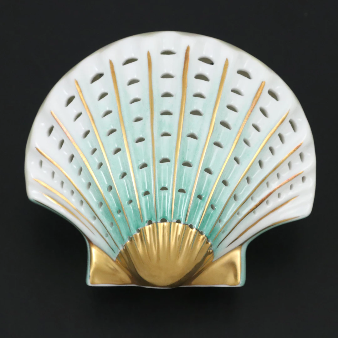 Herend Green "Scallop Shell" Openwork Porcelain Figurine