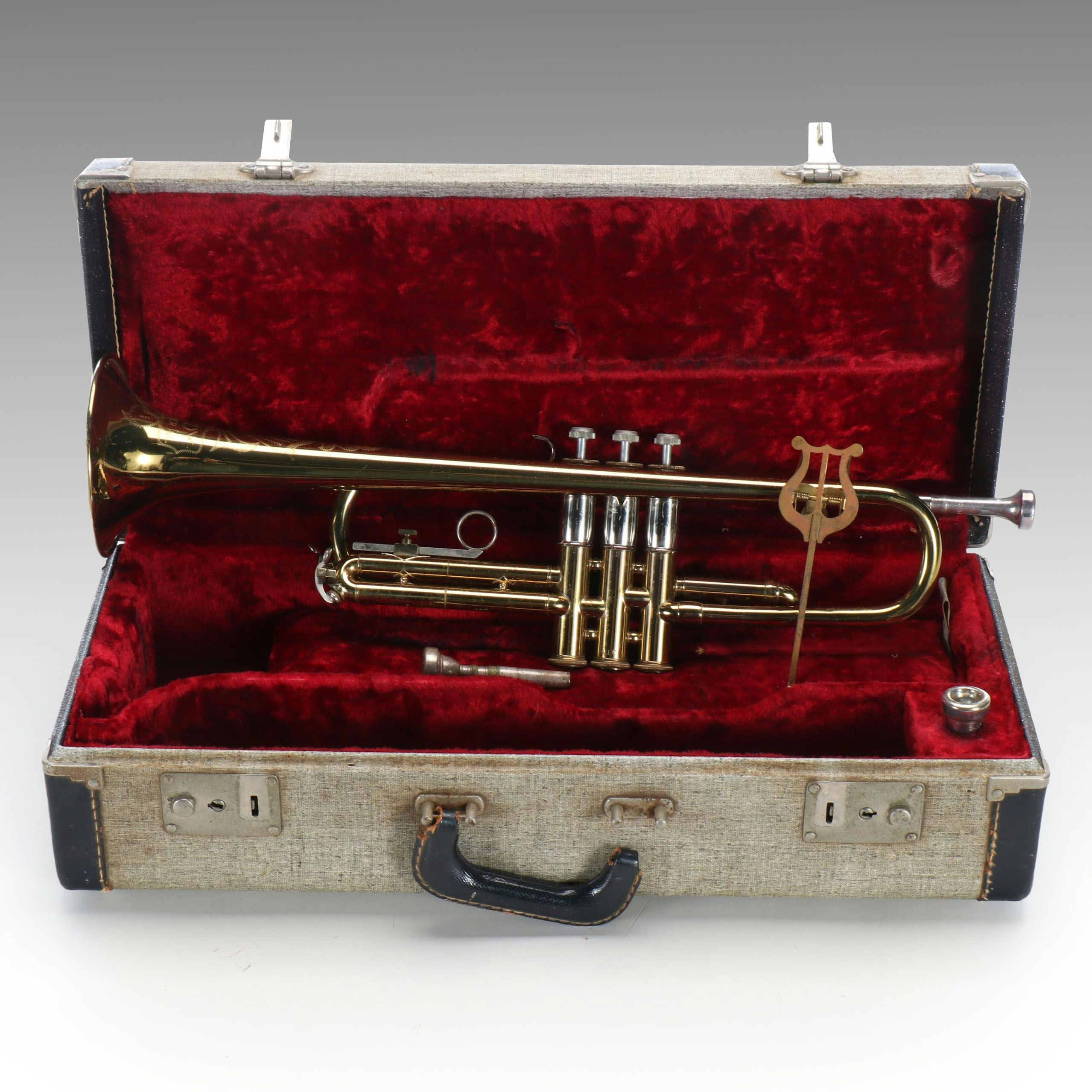Auction price result for selmer trumpet | Barnebys auction