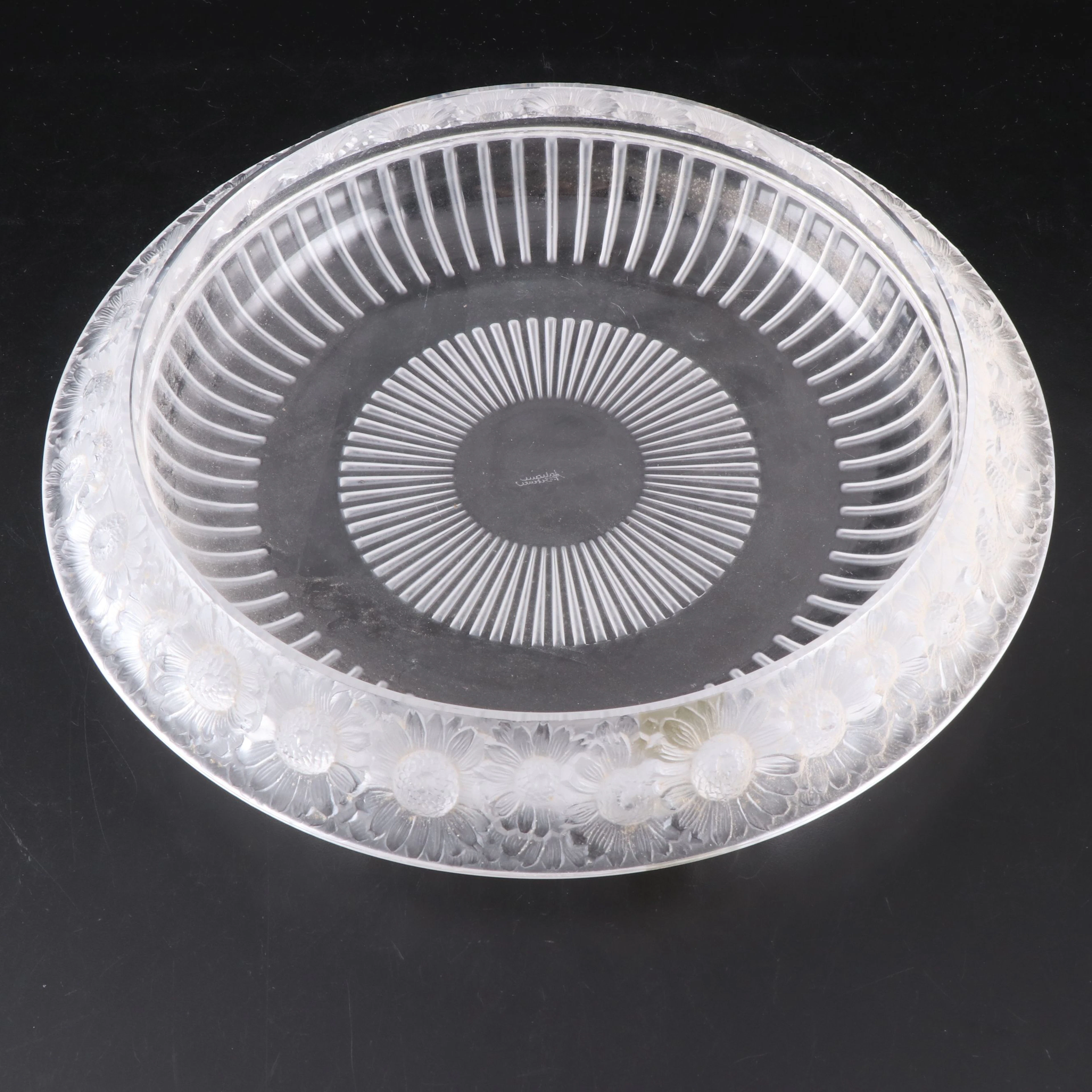 Lalique "Marguerites" Crystal Centerpiece Bowl