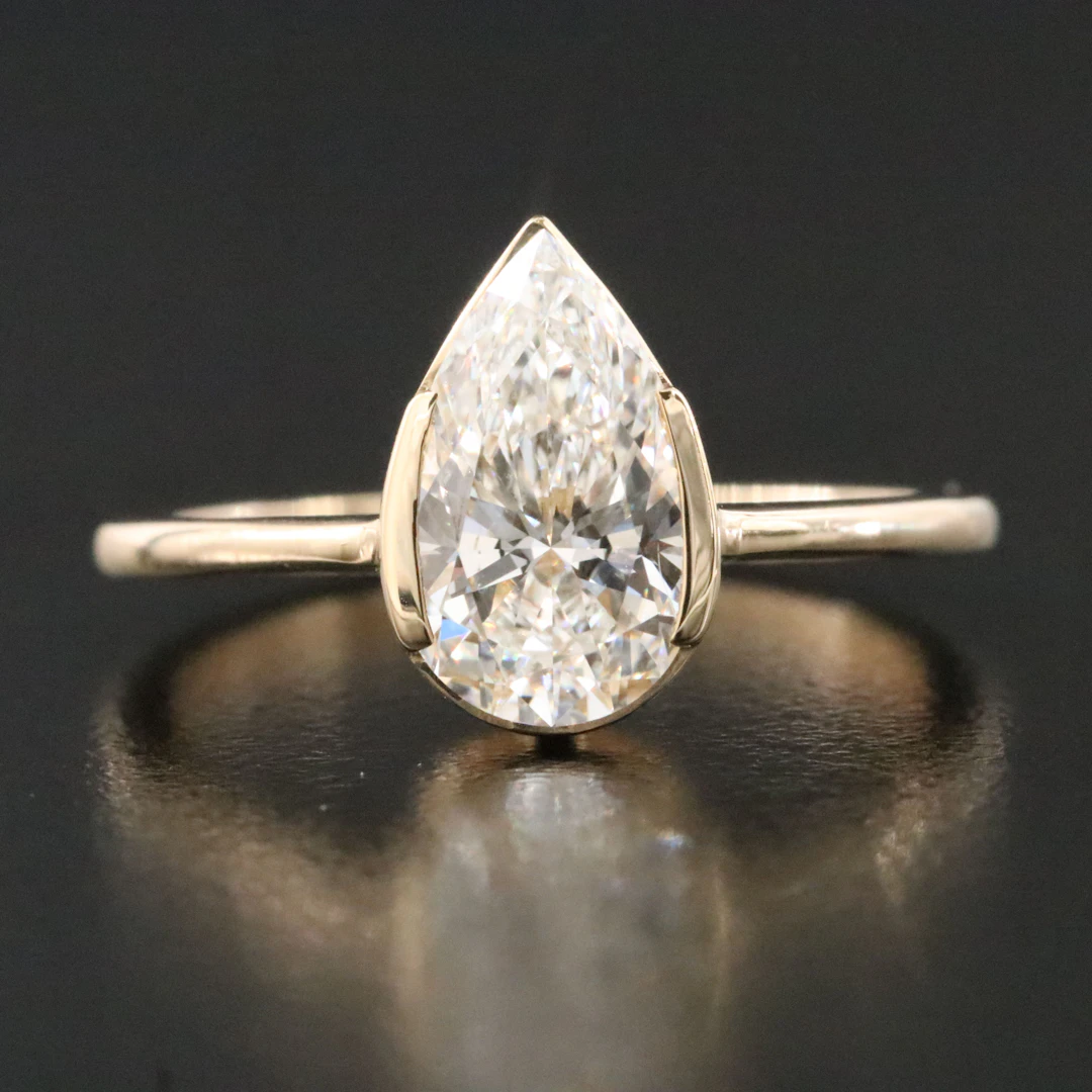 14K 1.57 CT Lab Grown Diamond Solitaire Ring with IGI Report