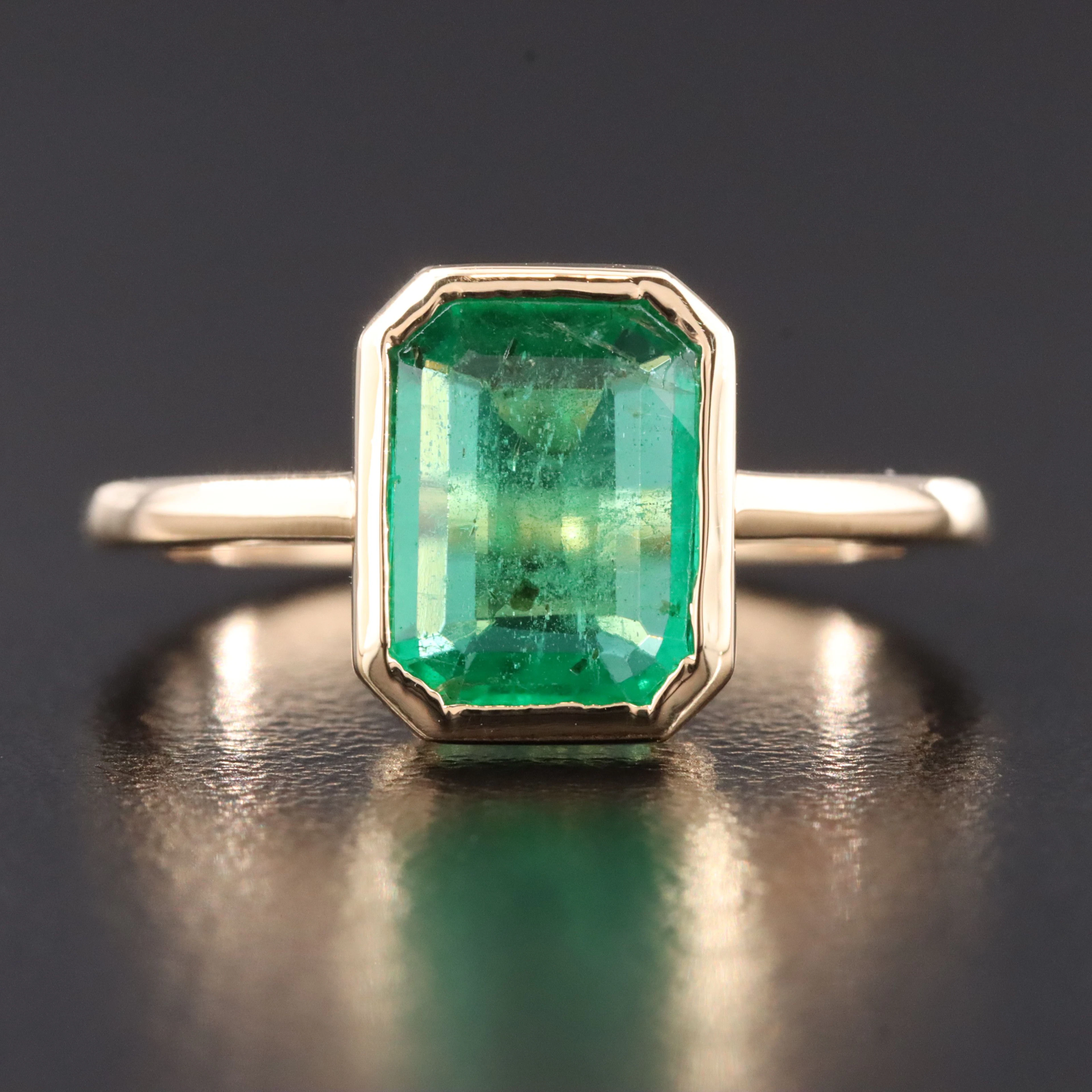 18K 1.60 CT Zambian Emerald Solitaire Ring with GIA Report