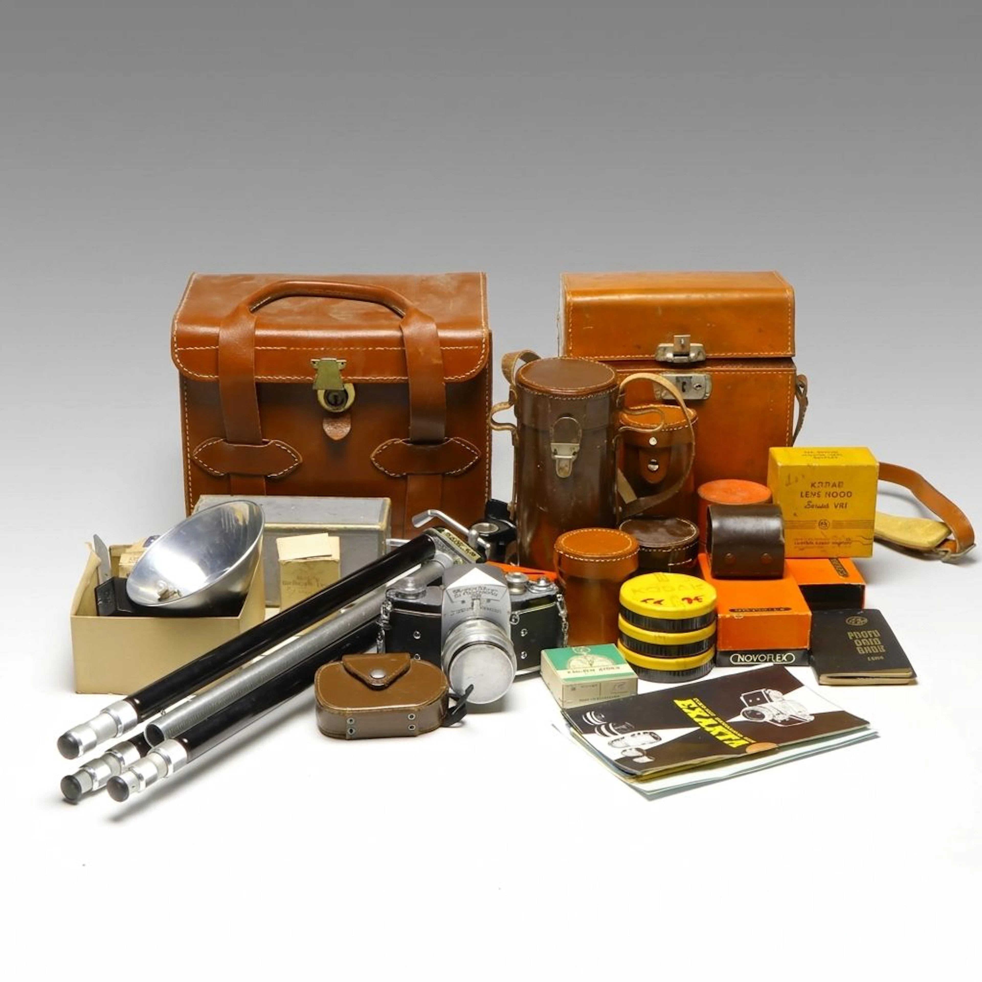 Vintage Ihagee "Exakta" 35mm Camera with Camera Accessories