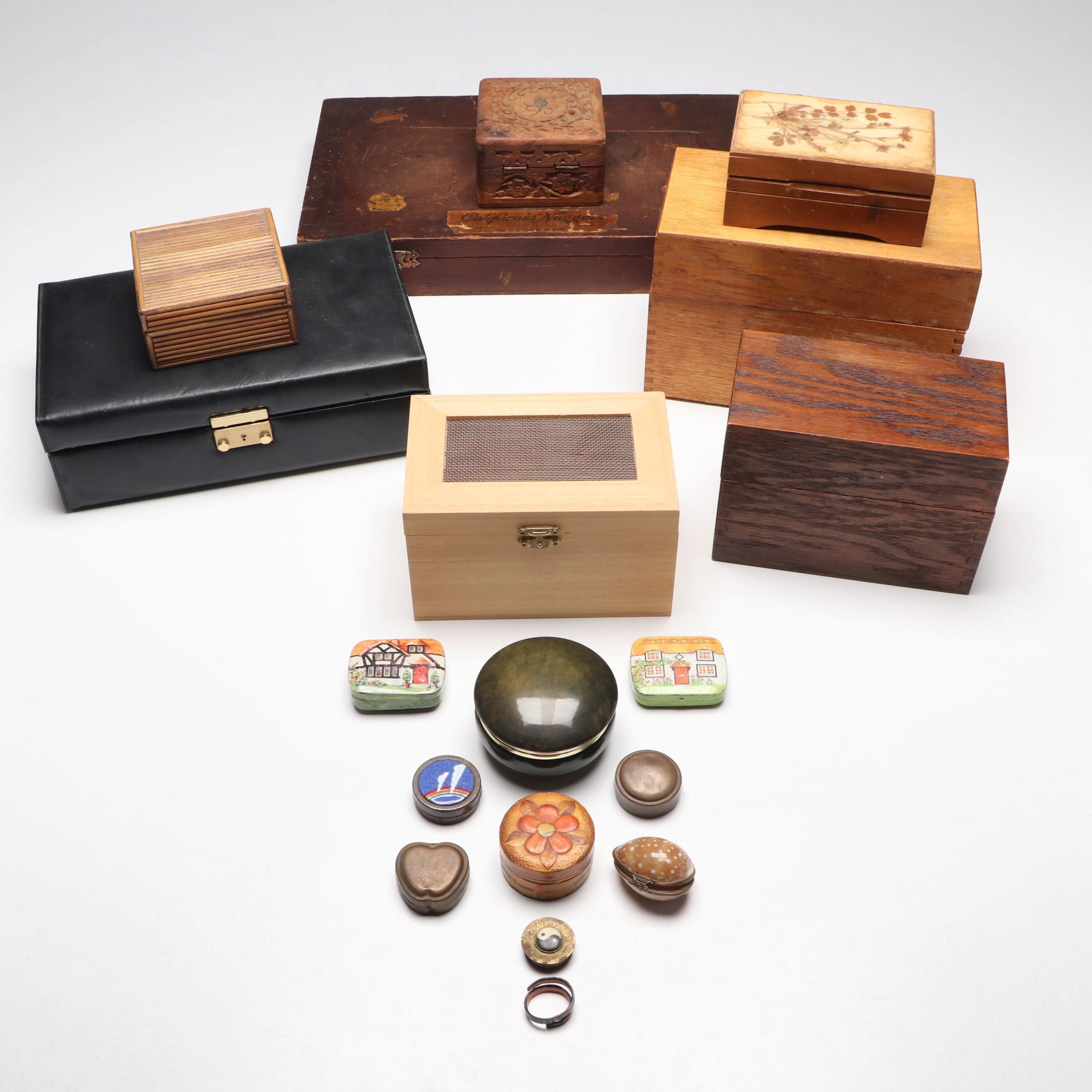 Italian Alabaster with Wooden and Other Decorative Boxes, 20th Century