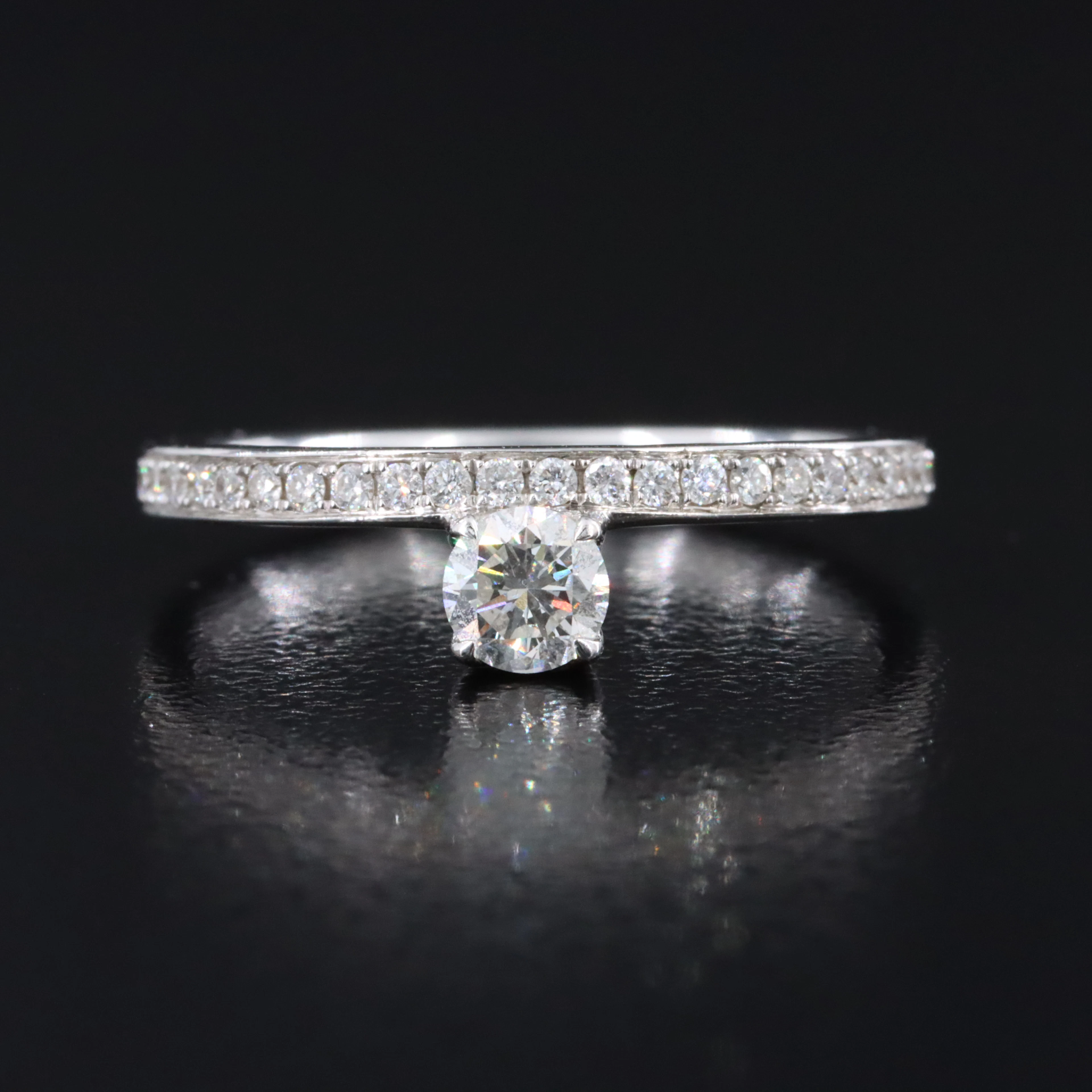 18K 0.42 CTW Diamond Ring