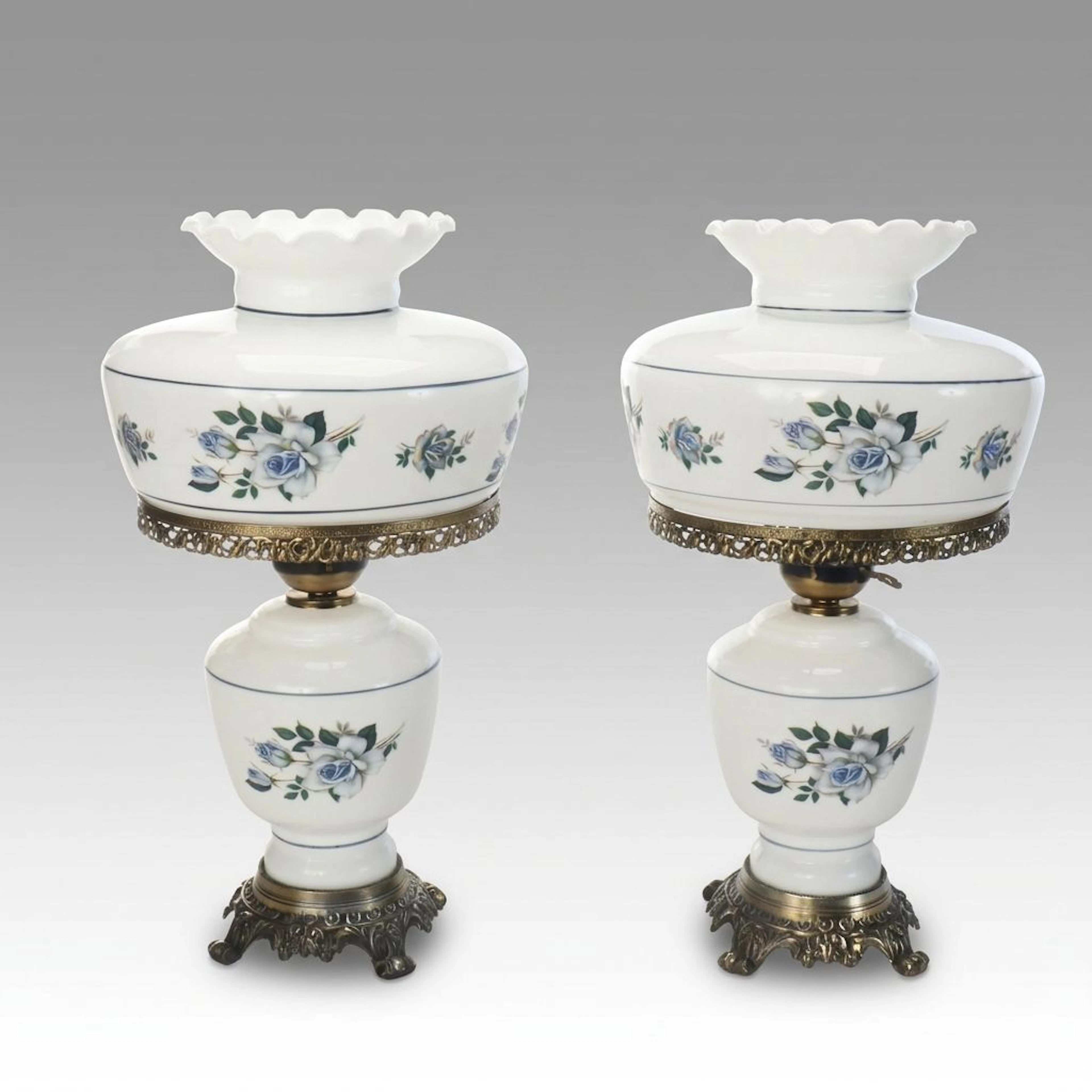 Pair of Vintage Transfer-Decorated Parlor Lamps