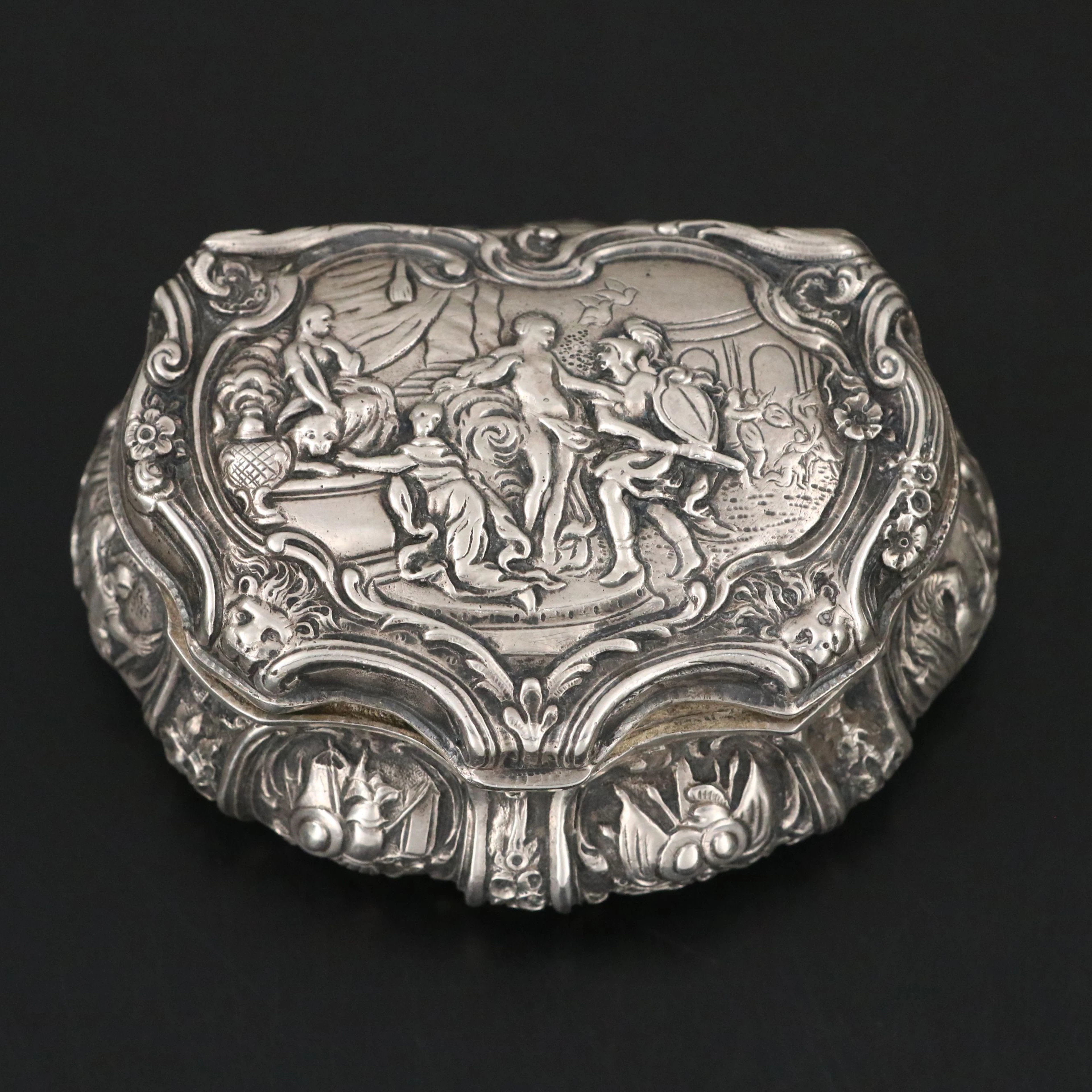 European 800 Silver Mythological Scenic Snuff Box