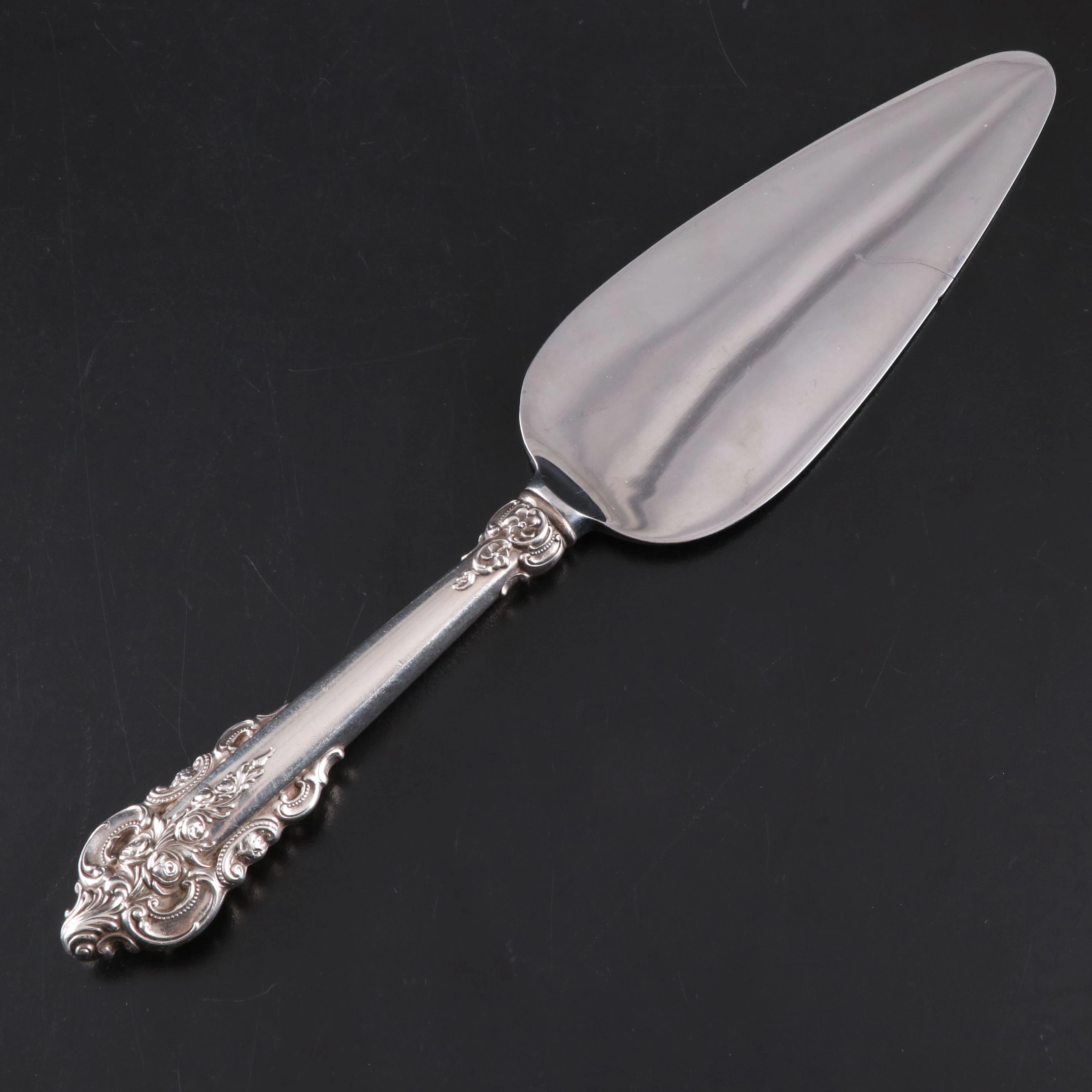 Wallace "Grande Baroque" Sterling Silver Pie Server
