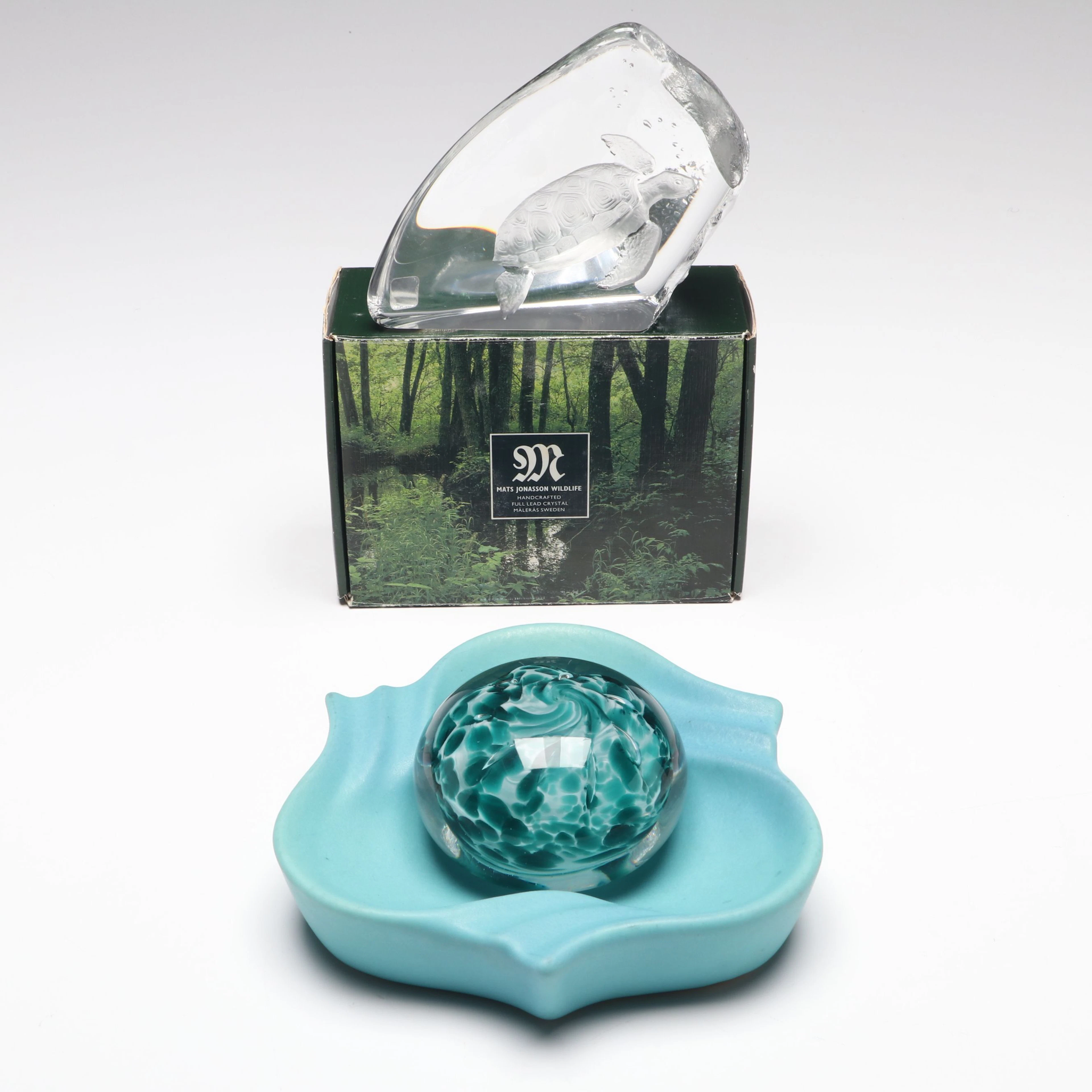 Mats Jonasson for Maleras "Sea Turtle" Crystal Paperweight and More Décor