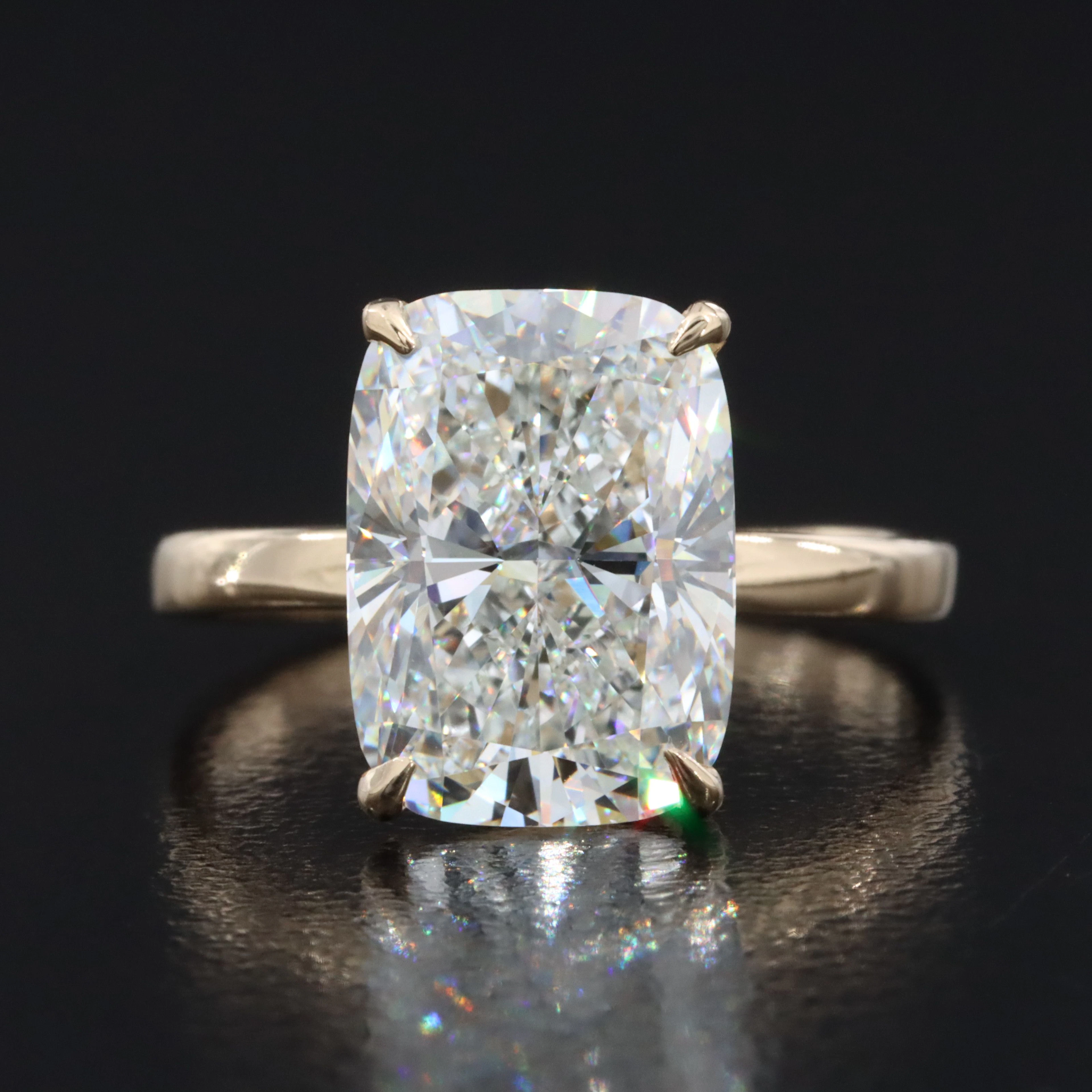 14K 5.07 CT Lab Grown Diamond Solitaire Ring with IGI Report