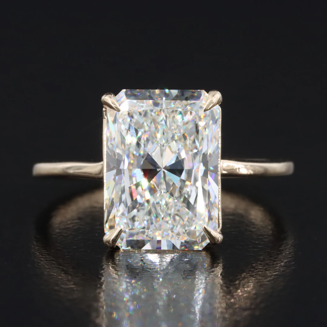 14K 4.10 CT Lab Grown Diamond Solitaire Ring with IGI Report
