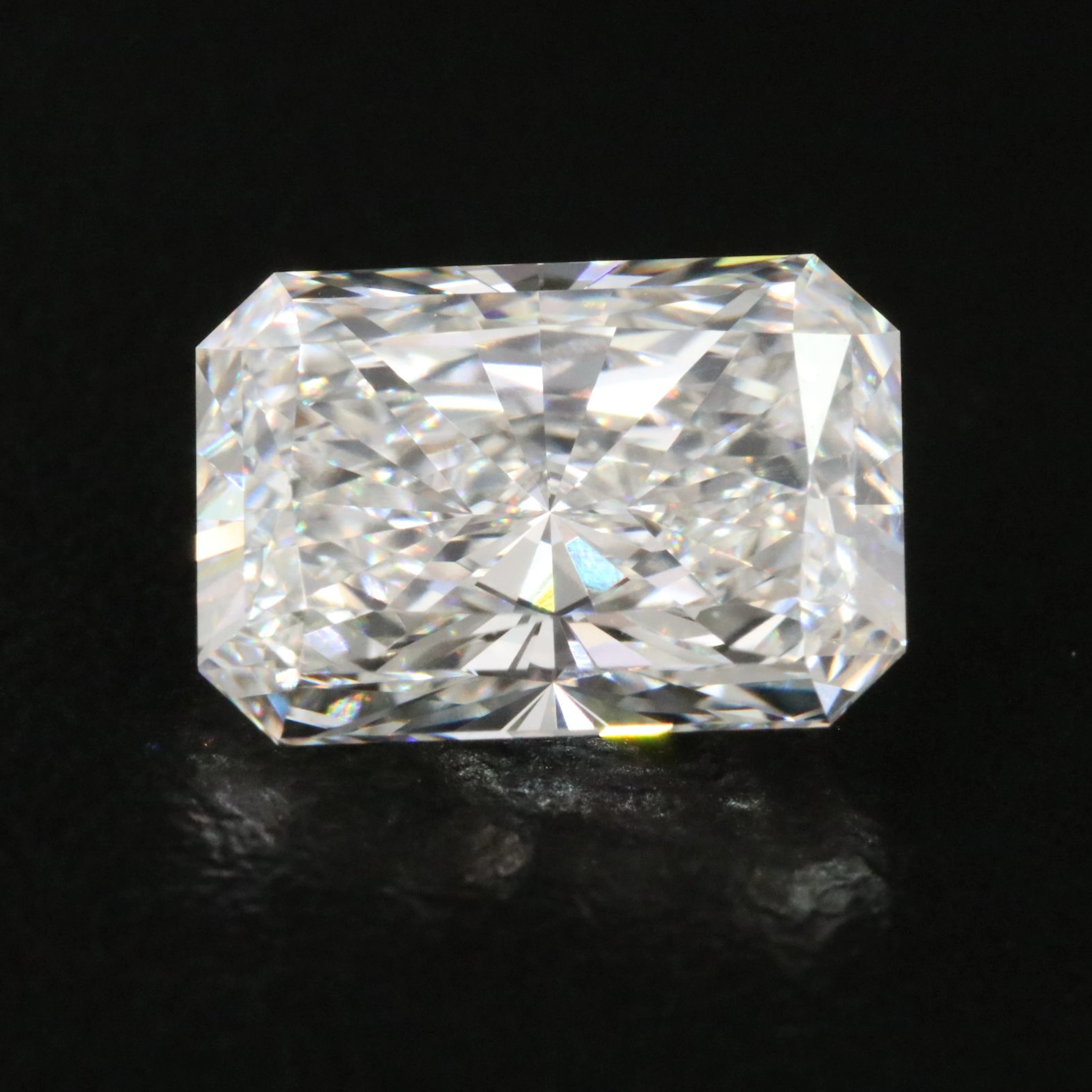 Loose 3.08 CT Lab Grown Diamond with IGI Report