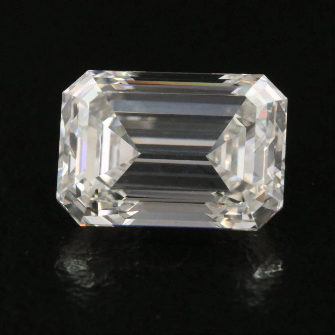 Loose 3.01 CT Lab Grown Diamond with IGI Report