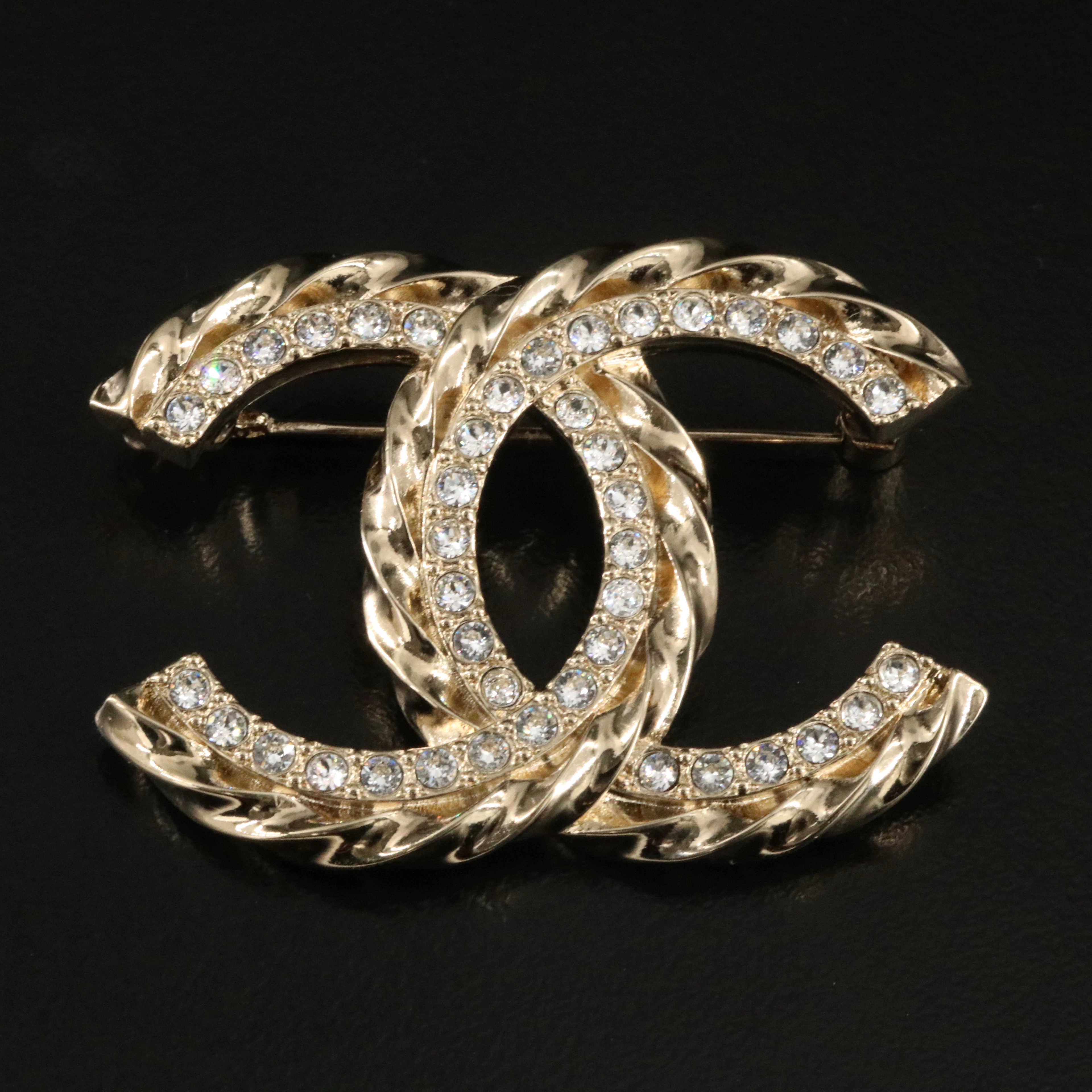 Chanel CC Crystal Brooch 2023