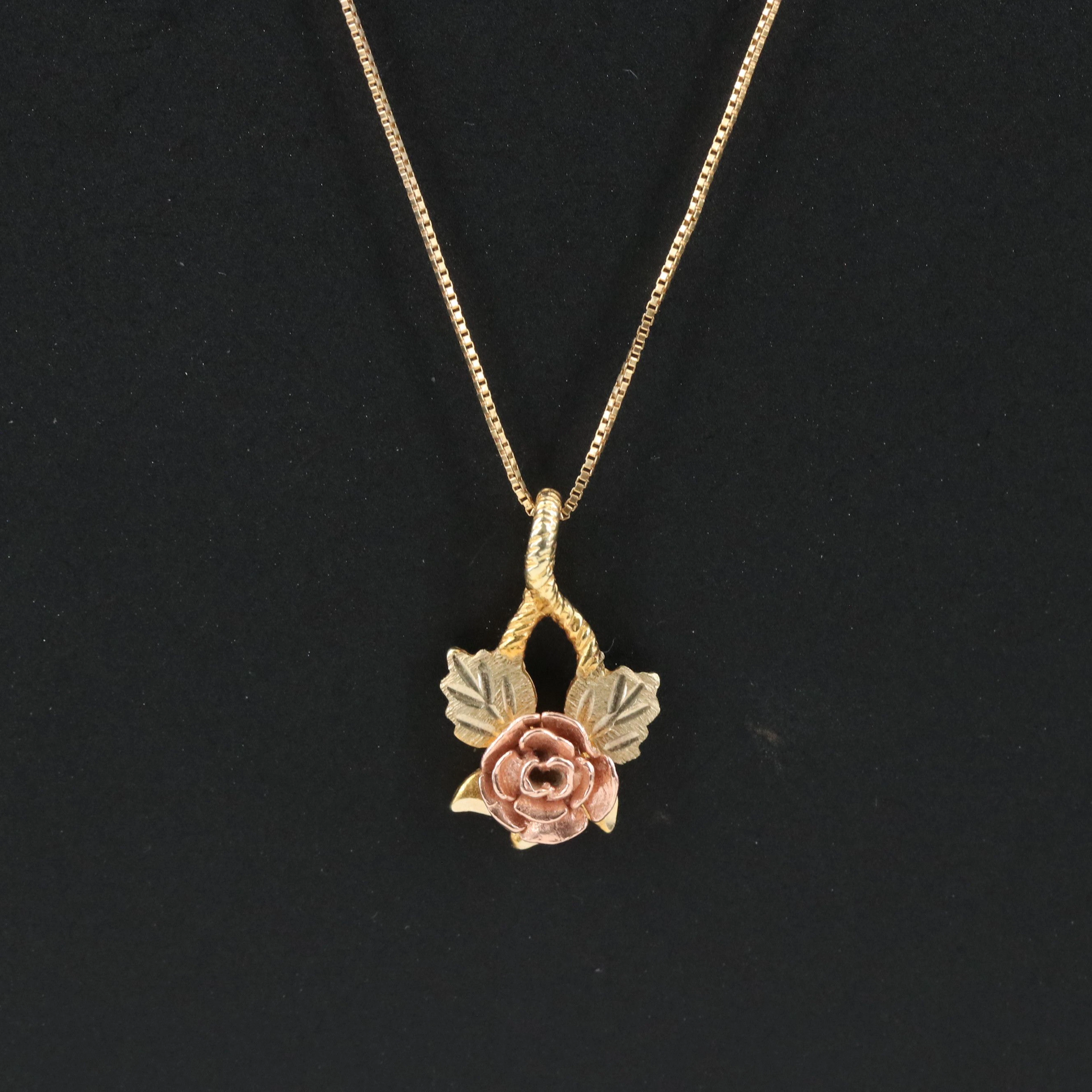 Mount Rushmore Black Hills Gold 12K Tri-Color Pendant on 10K Box Chain Necklace