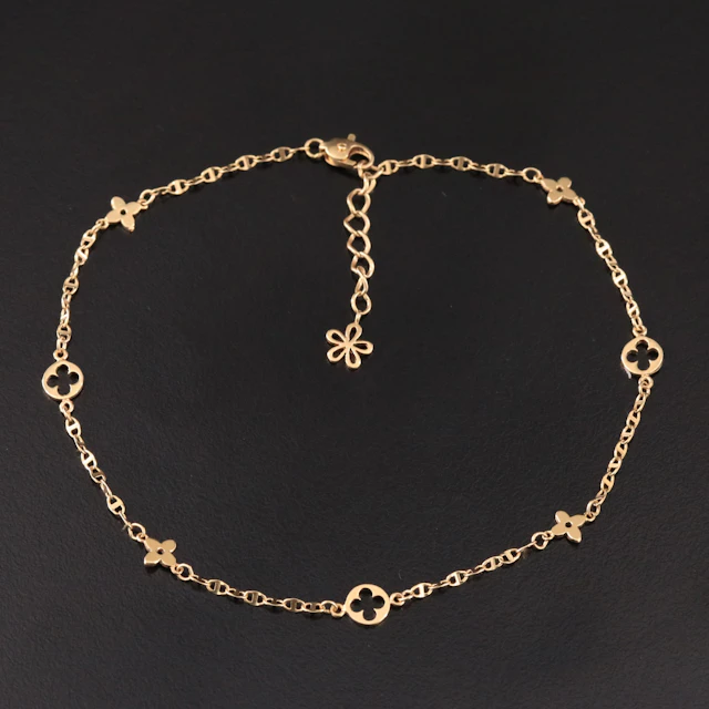 18K Floral Motif Station Bracelet