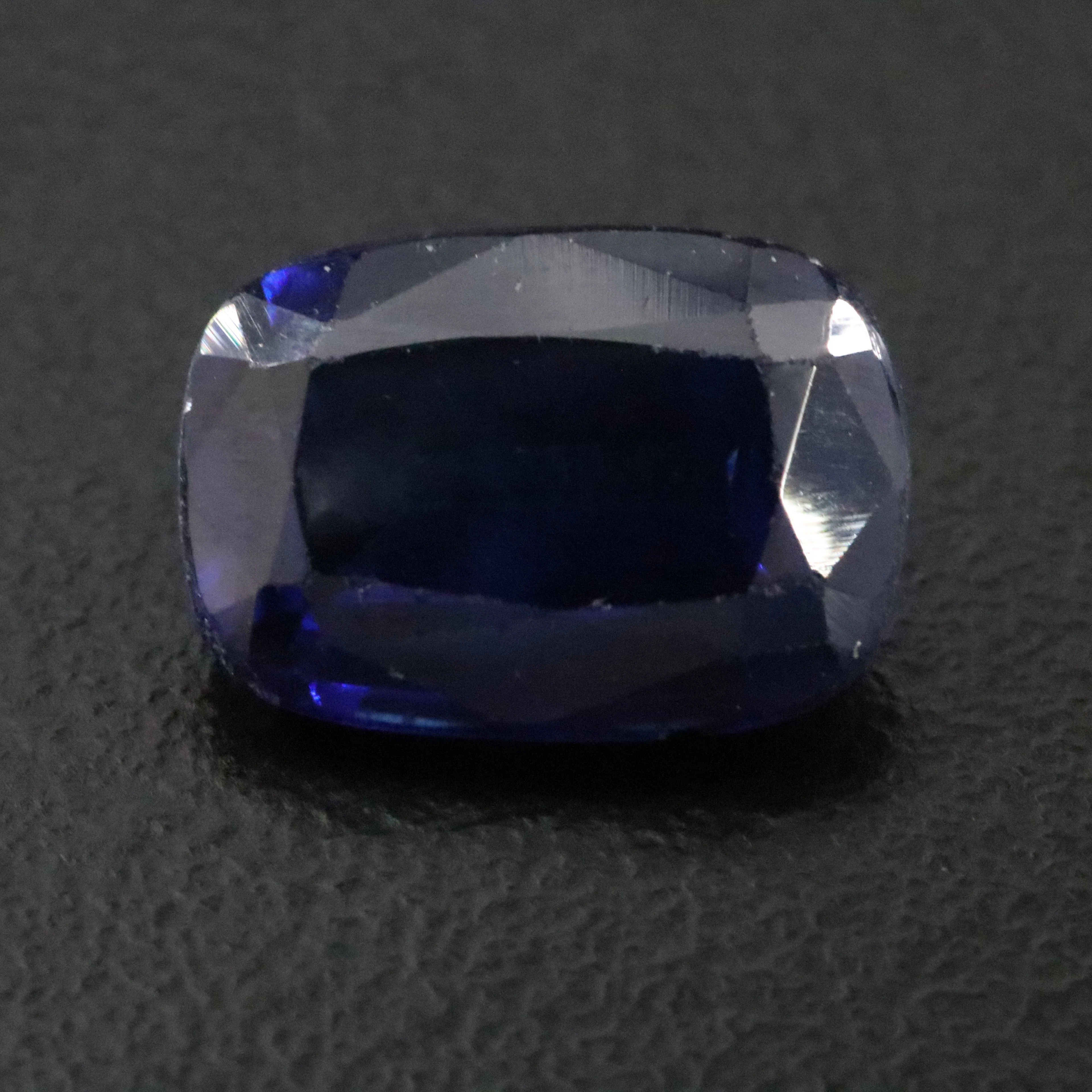 Loose 4.48 CT Lab Grown Sapphire