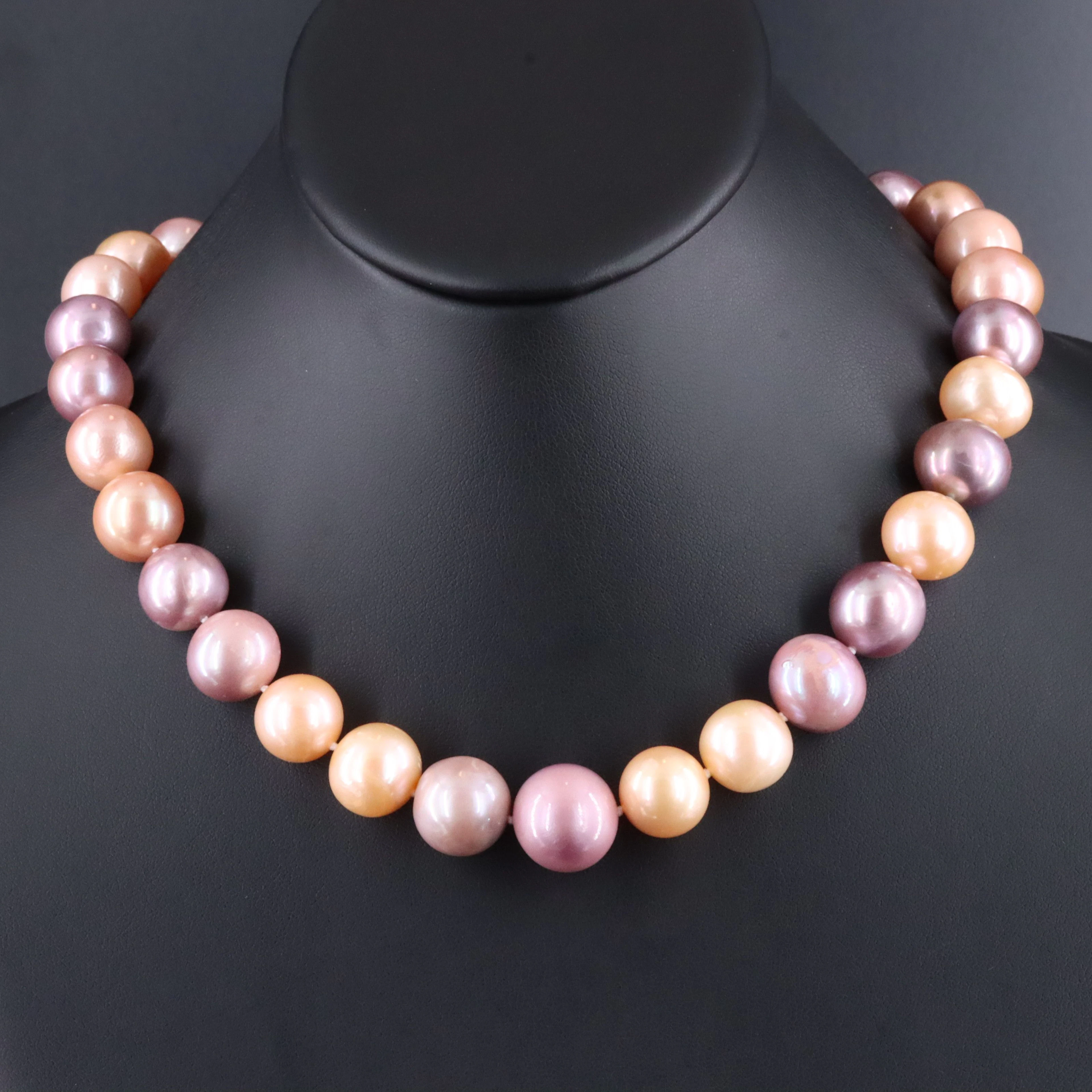 Pearl Necklace with 18K Clasp