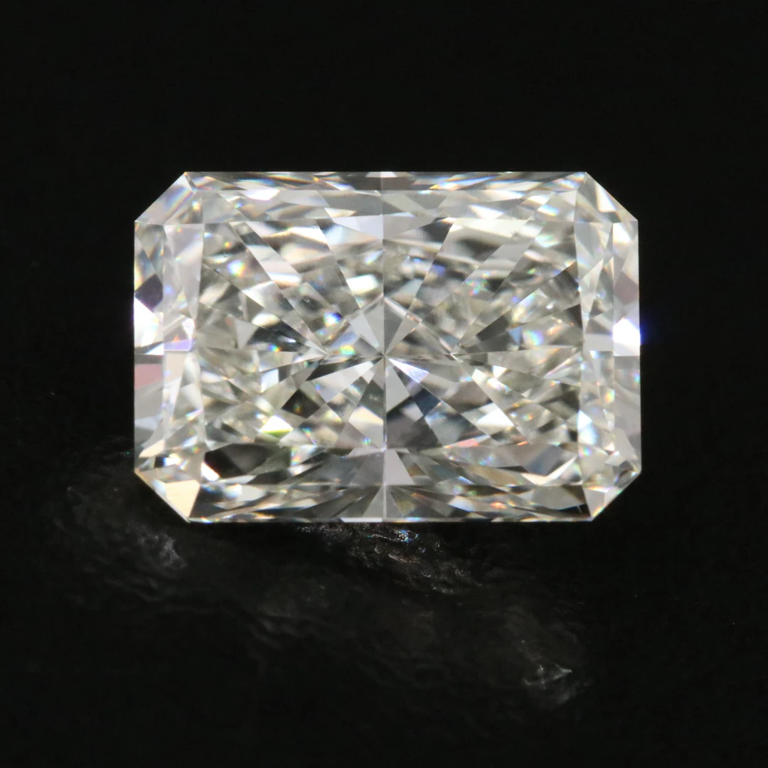Loose 3.10 CT Lab Grown Diamond with IGI Report