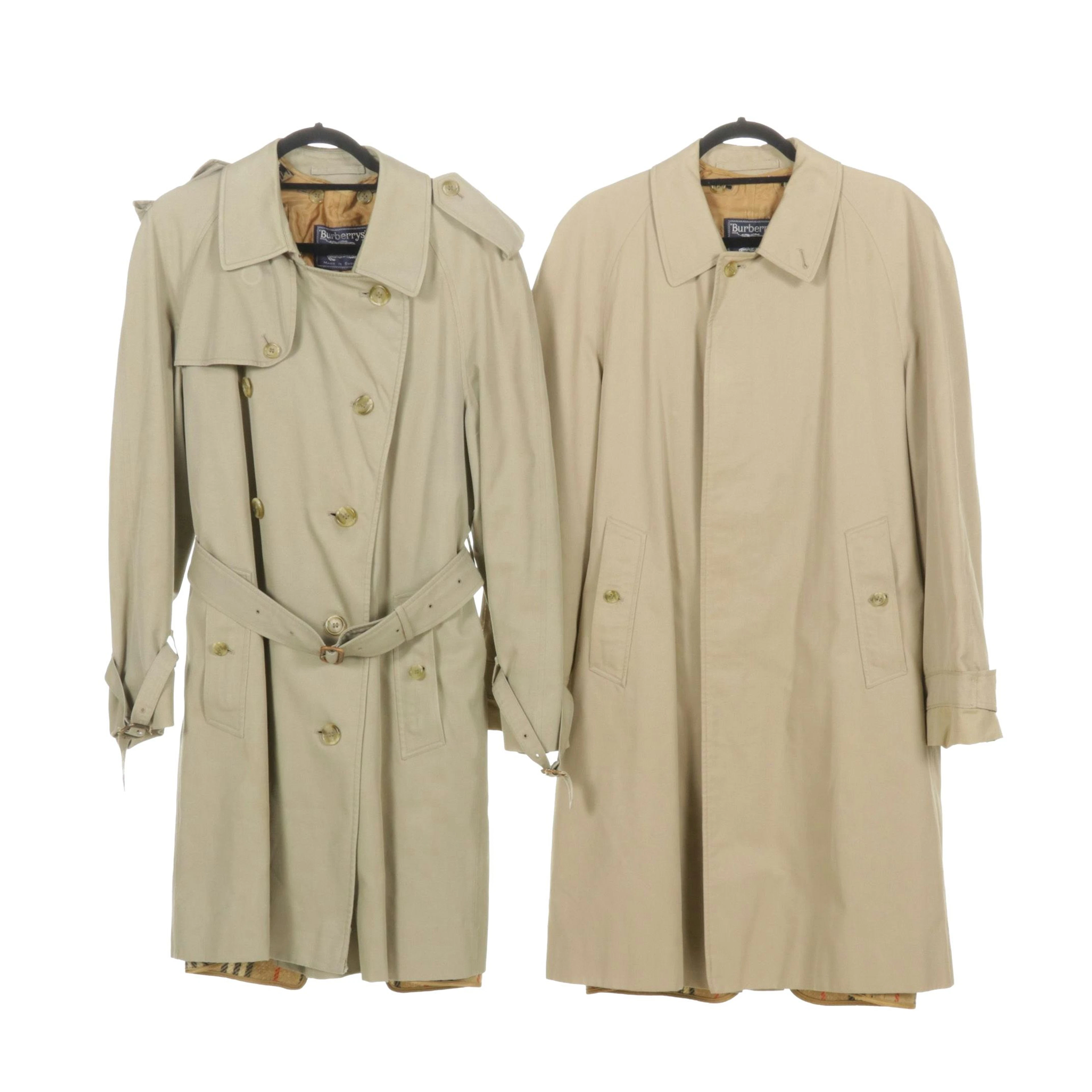 Burberrys Beige Trench Coats with Nova Check Lining