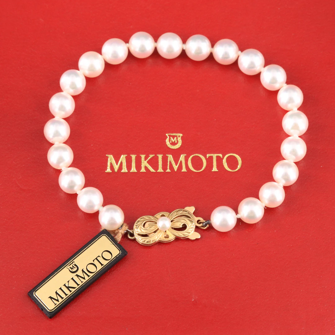 Mikimoto Pearl Bracelet with 18K Clasp
