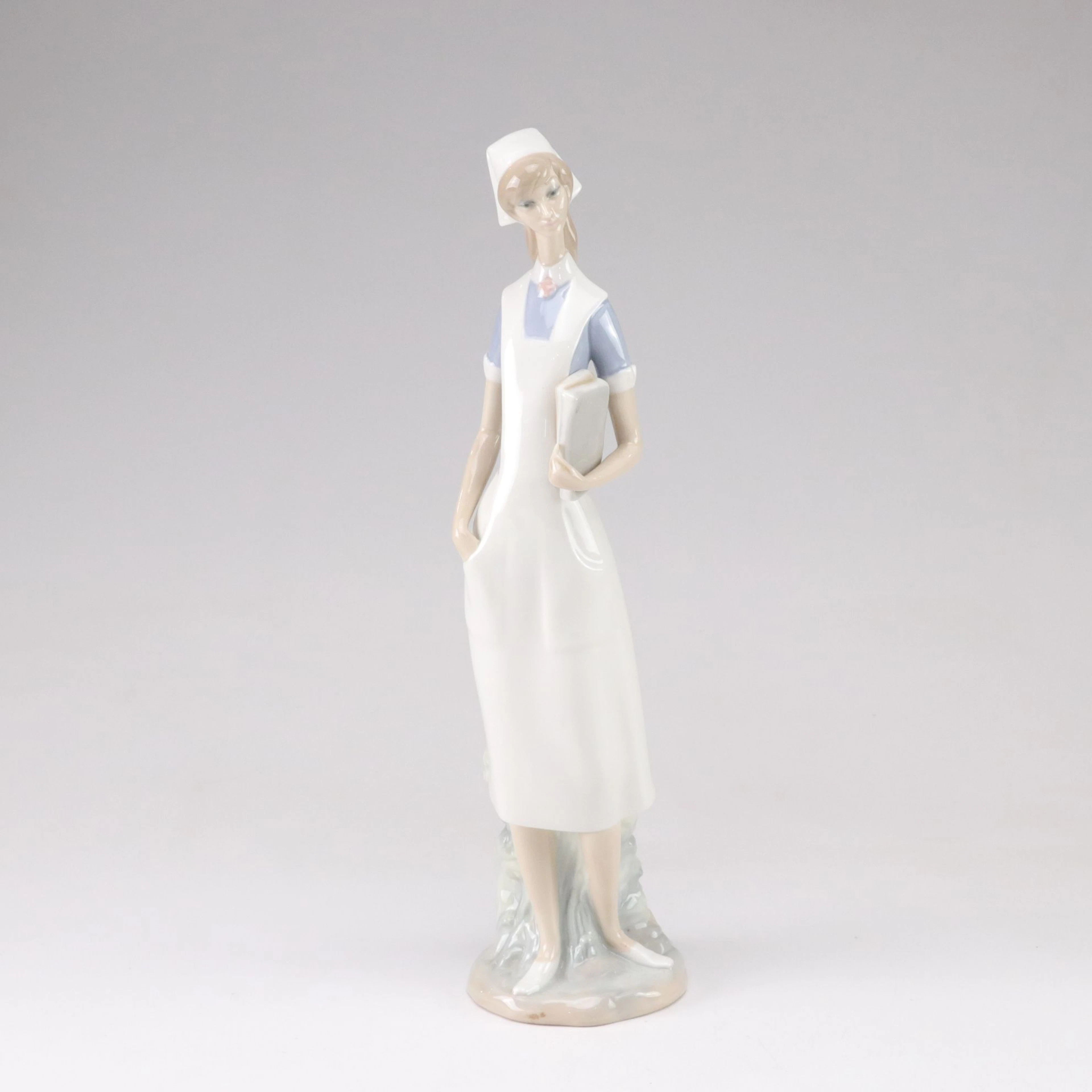 Handmade Lladró "Nurse" Porcelain Figurine Designed by Salvador Furió