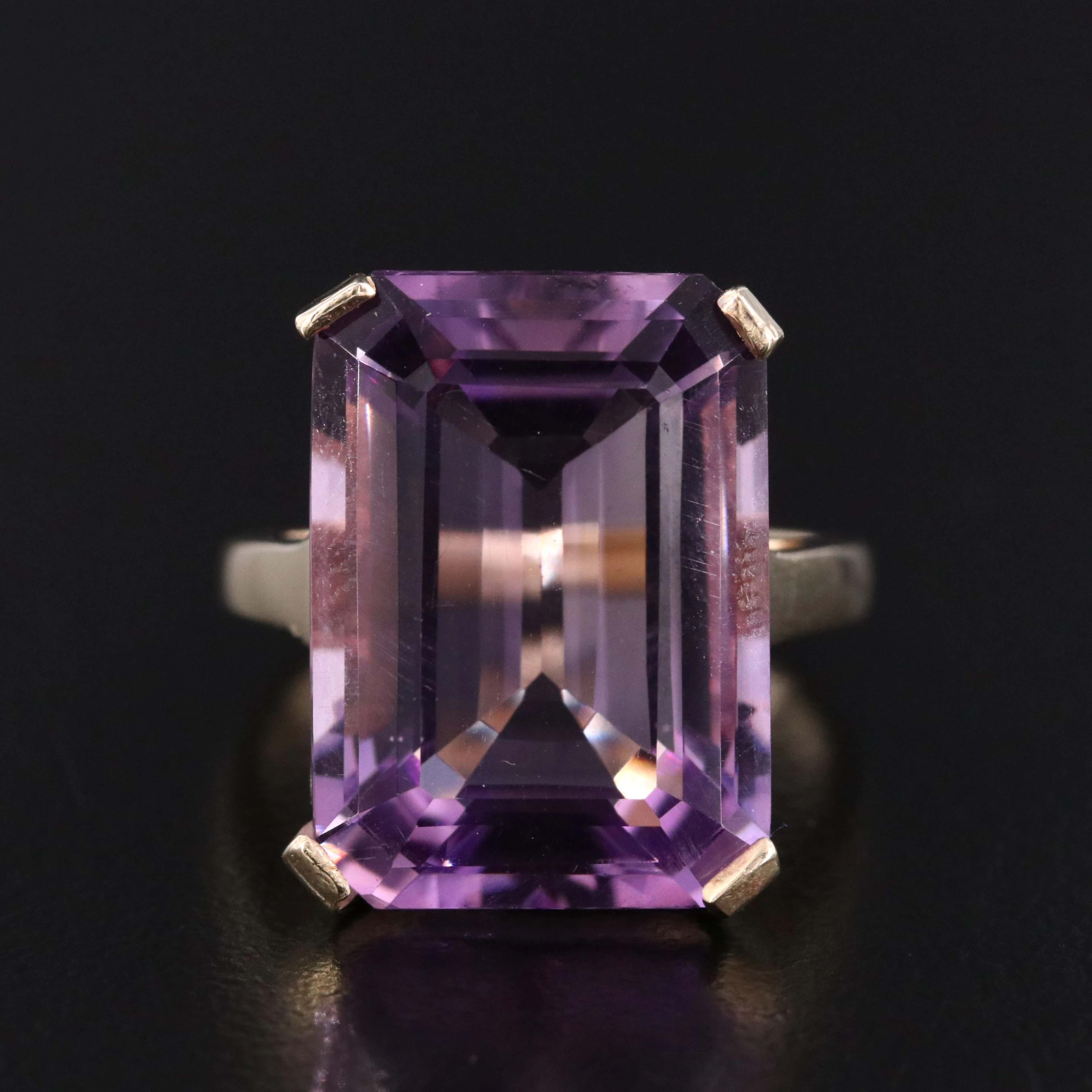 10K 13.36 CT Amethyst Solitaire Ring