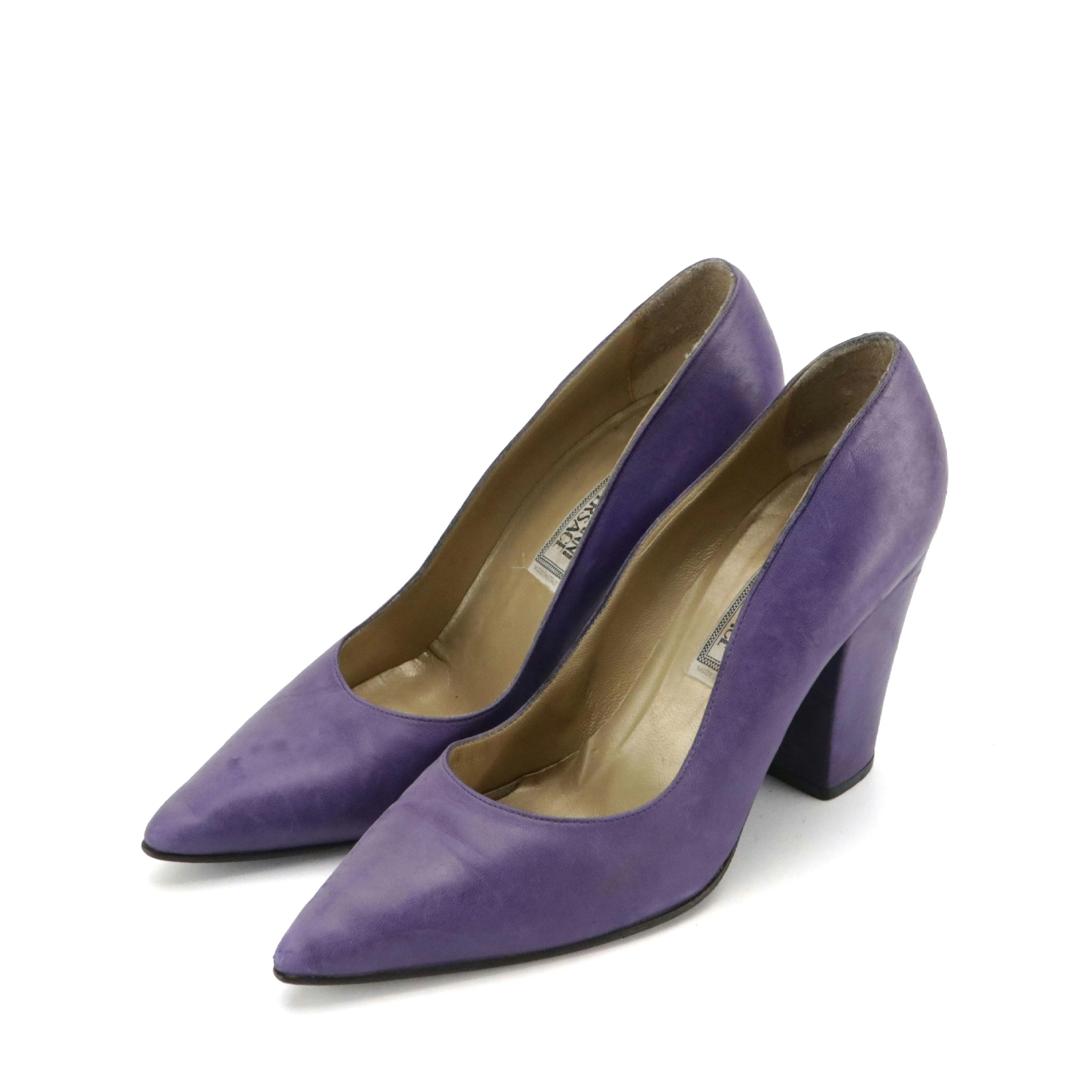 Gianni Versace Purple Leather Pointed-Toe Medusa Heel Accented Pumps