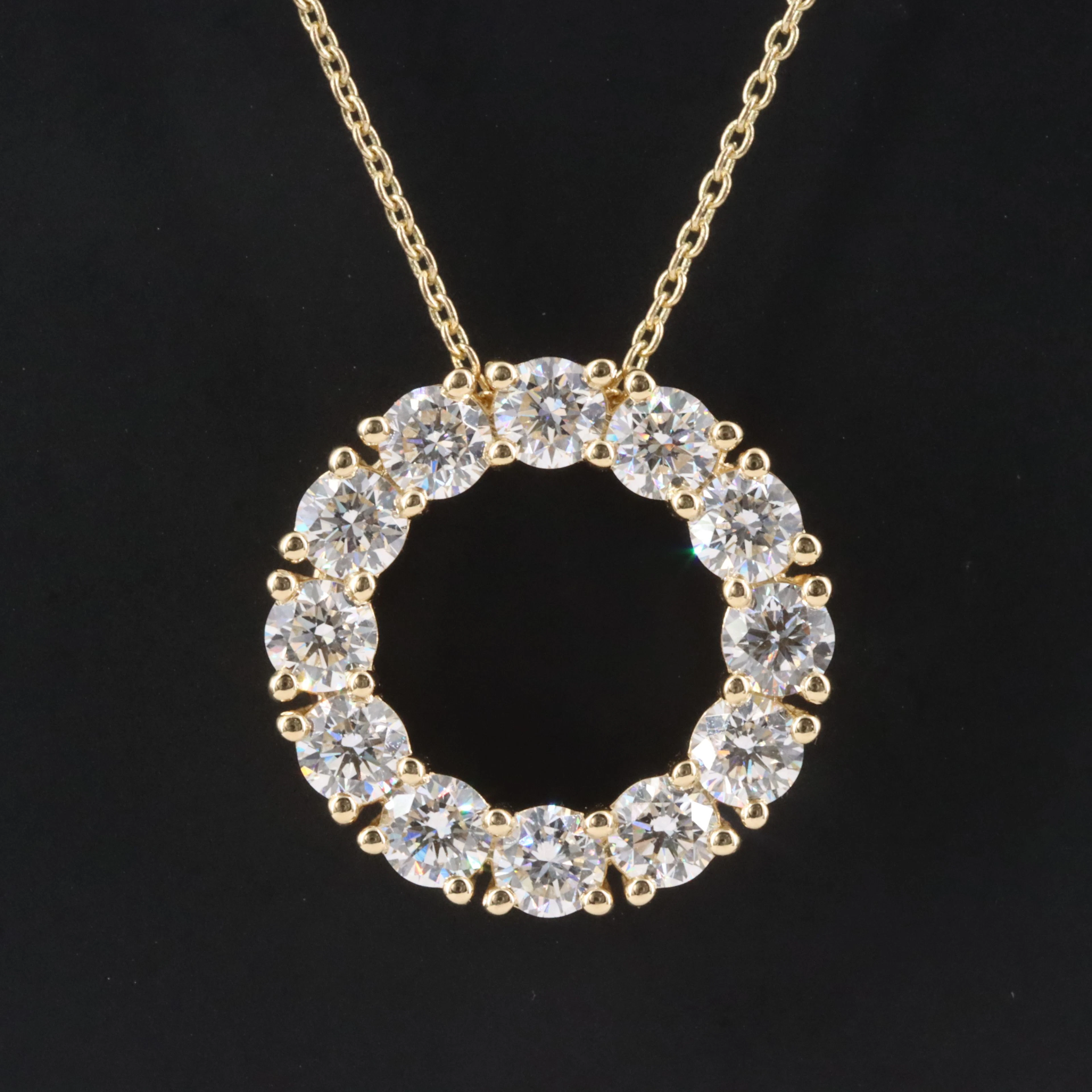 14L 2.00 CTW Lab Grown Diamond Circle Pendant Necklace with IGI Report