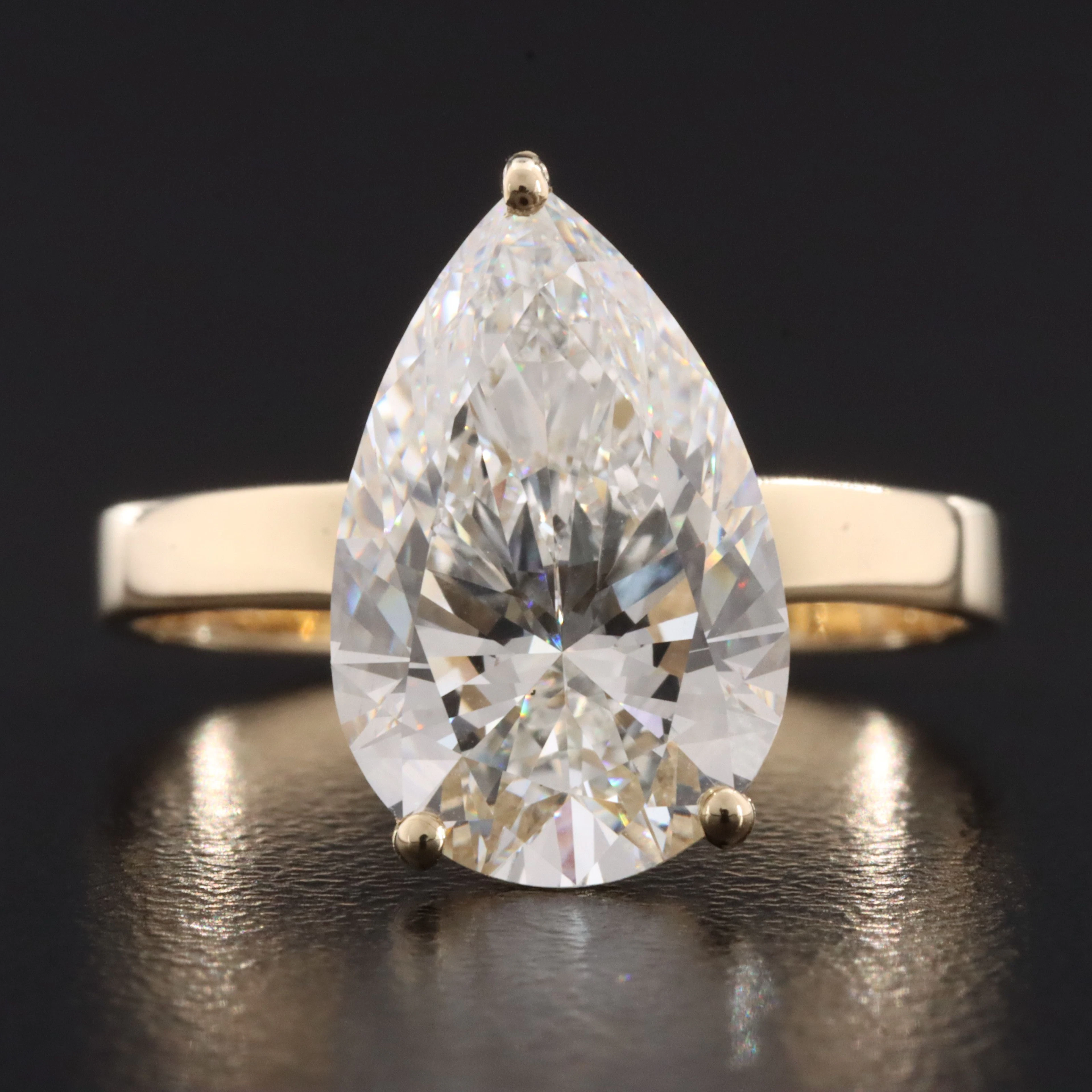 14K 4.04 CT Lab Grown Diamond Solitaire Ring with IGI Report