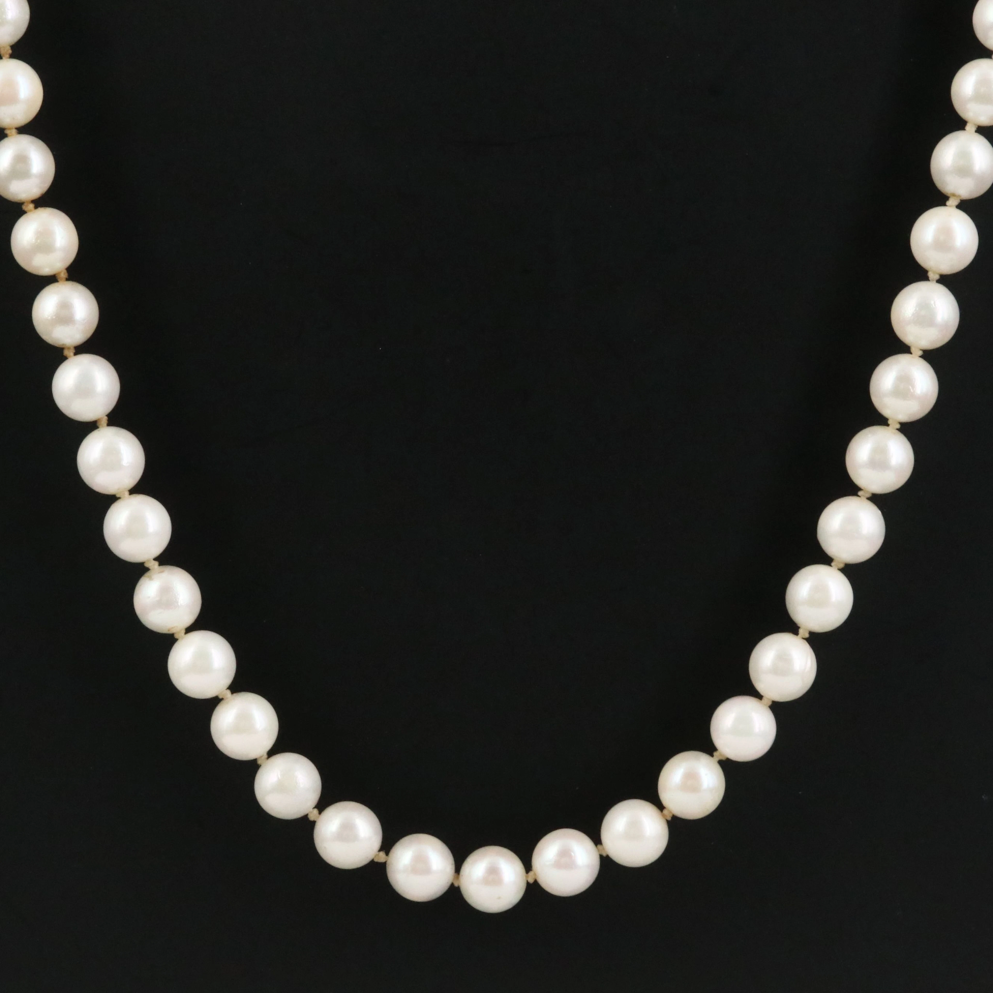 Pearl Necklace with 14K Clasp