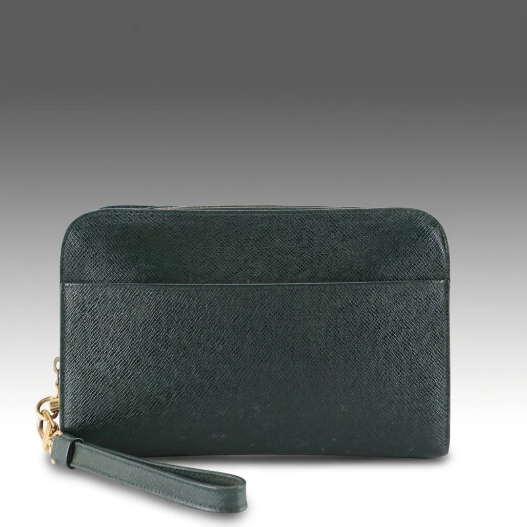 Louis Vuitton Pochette Baïkal Wristlet Clutch in Epicea Taïga Leather