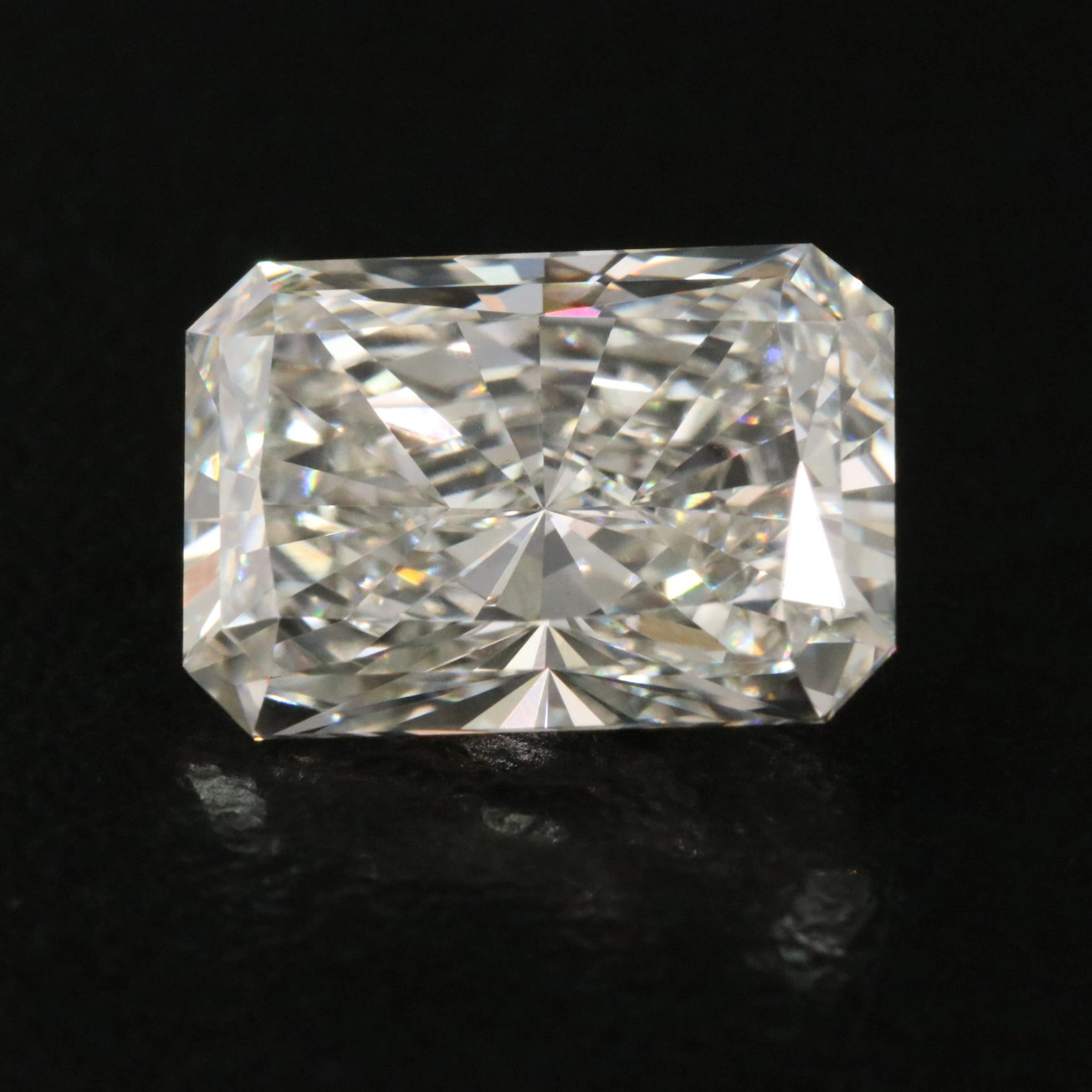 Loose 3.05 CT Lab Grown Diamond with IGI Report