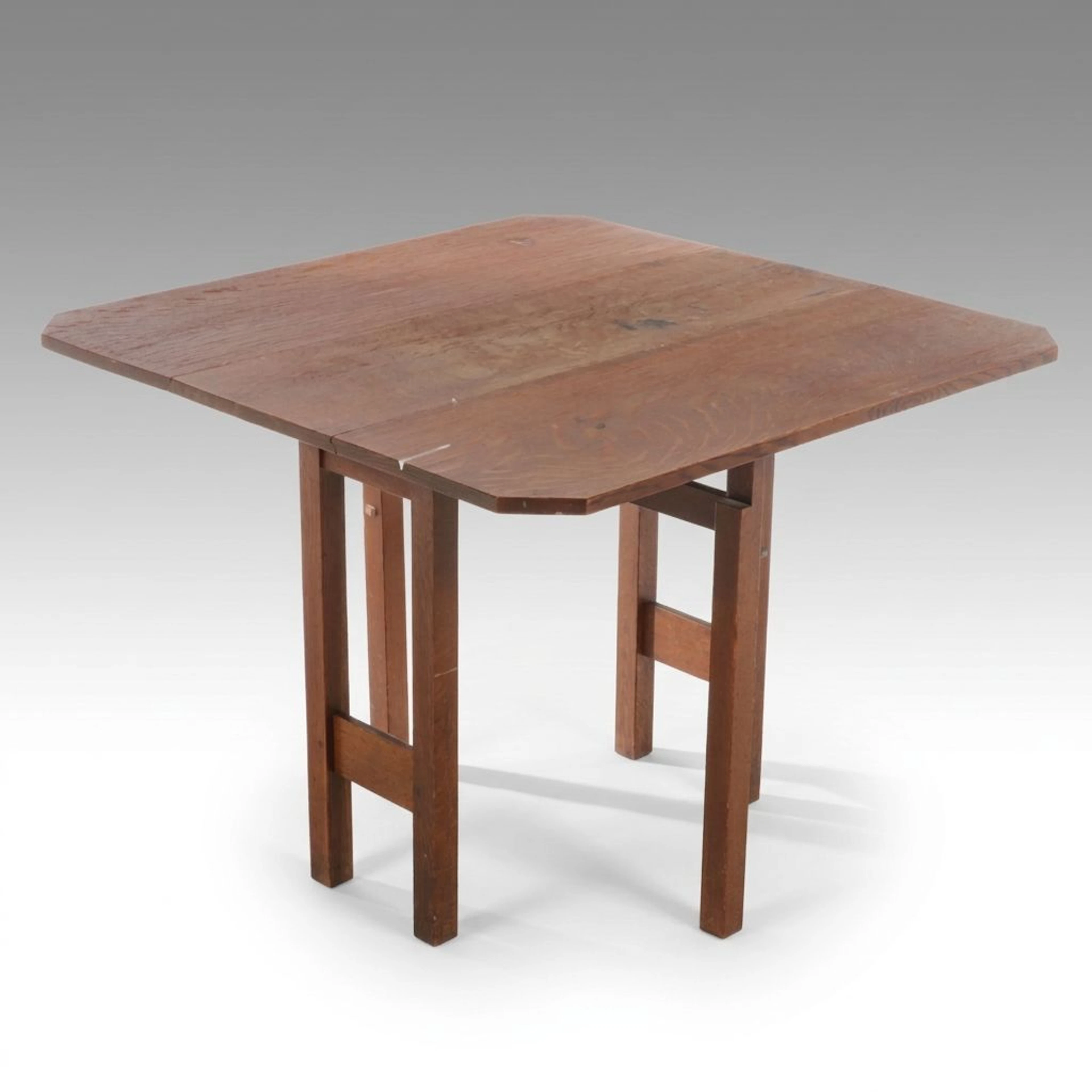 Field Furniture Arts and Crafts Oak Drop-Leaf Gate-Leg Table, Early 20th C.